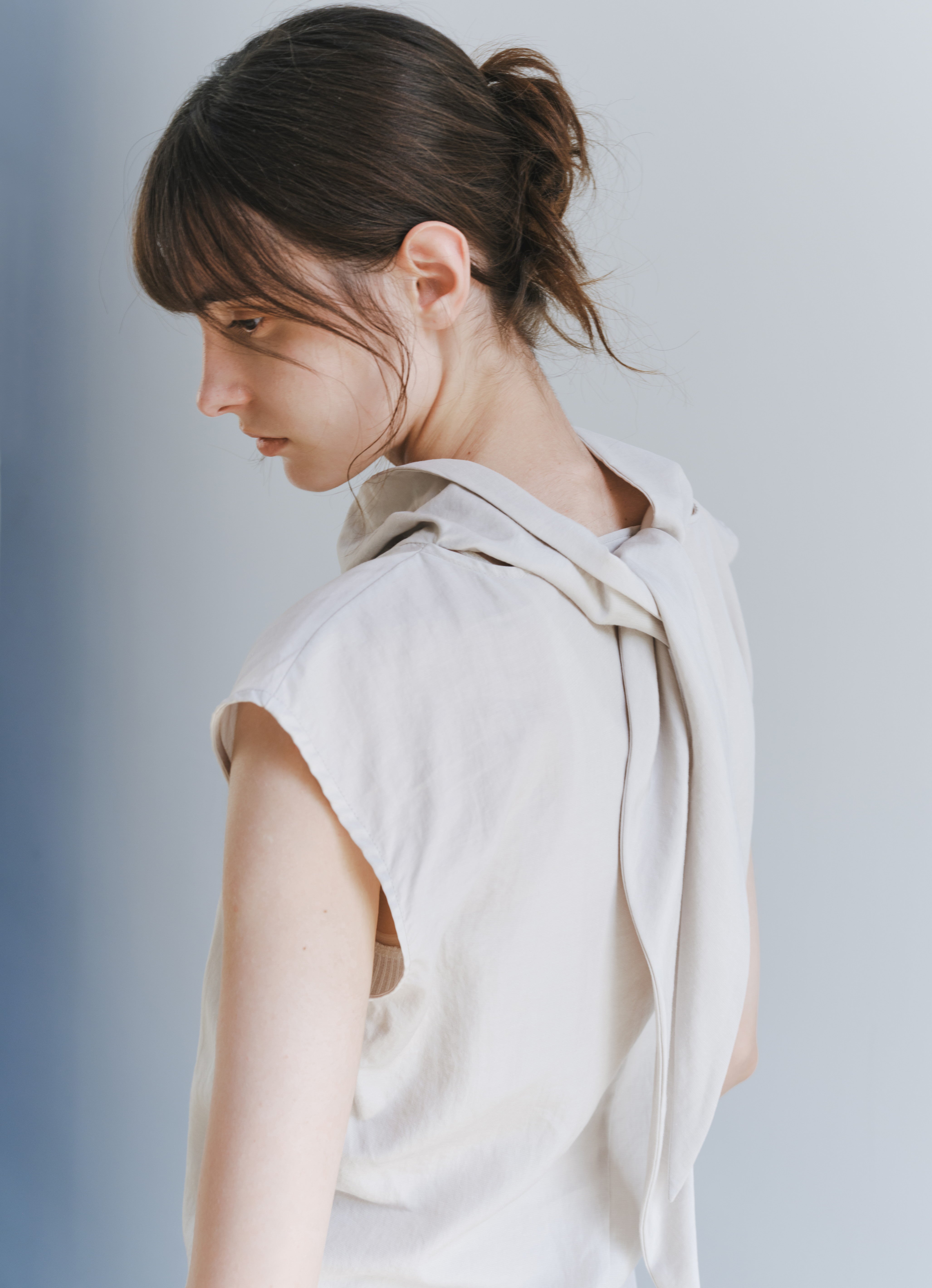BACK TIE SOFT BLOUSE