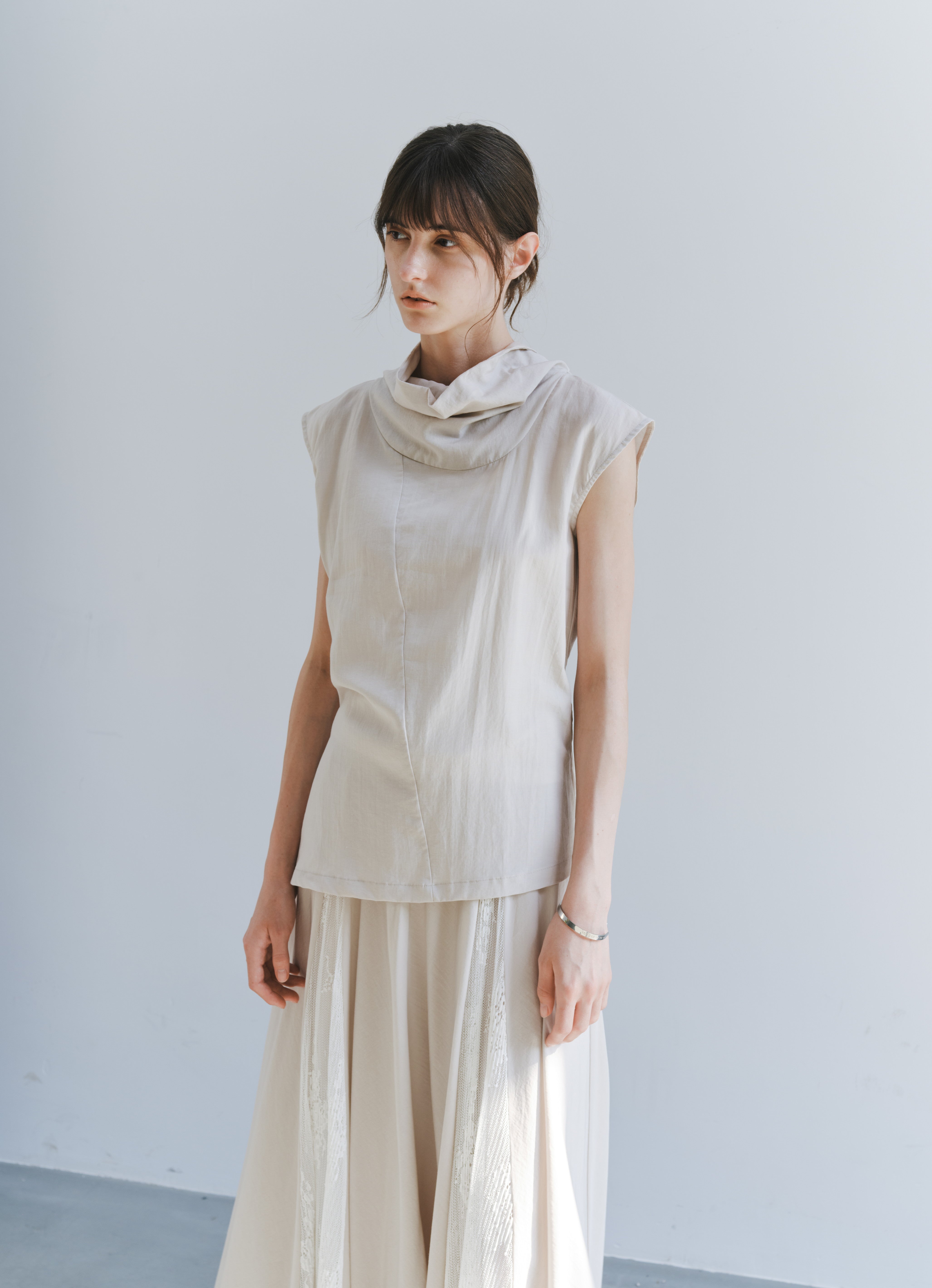 BACK TIE SOFT BLOUSE