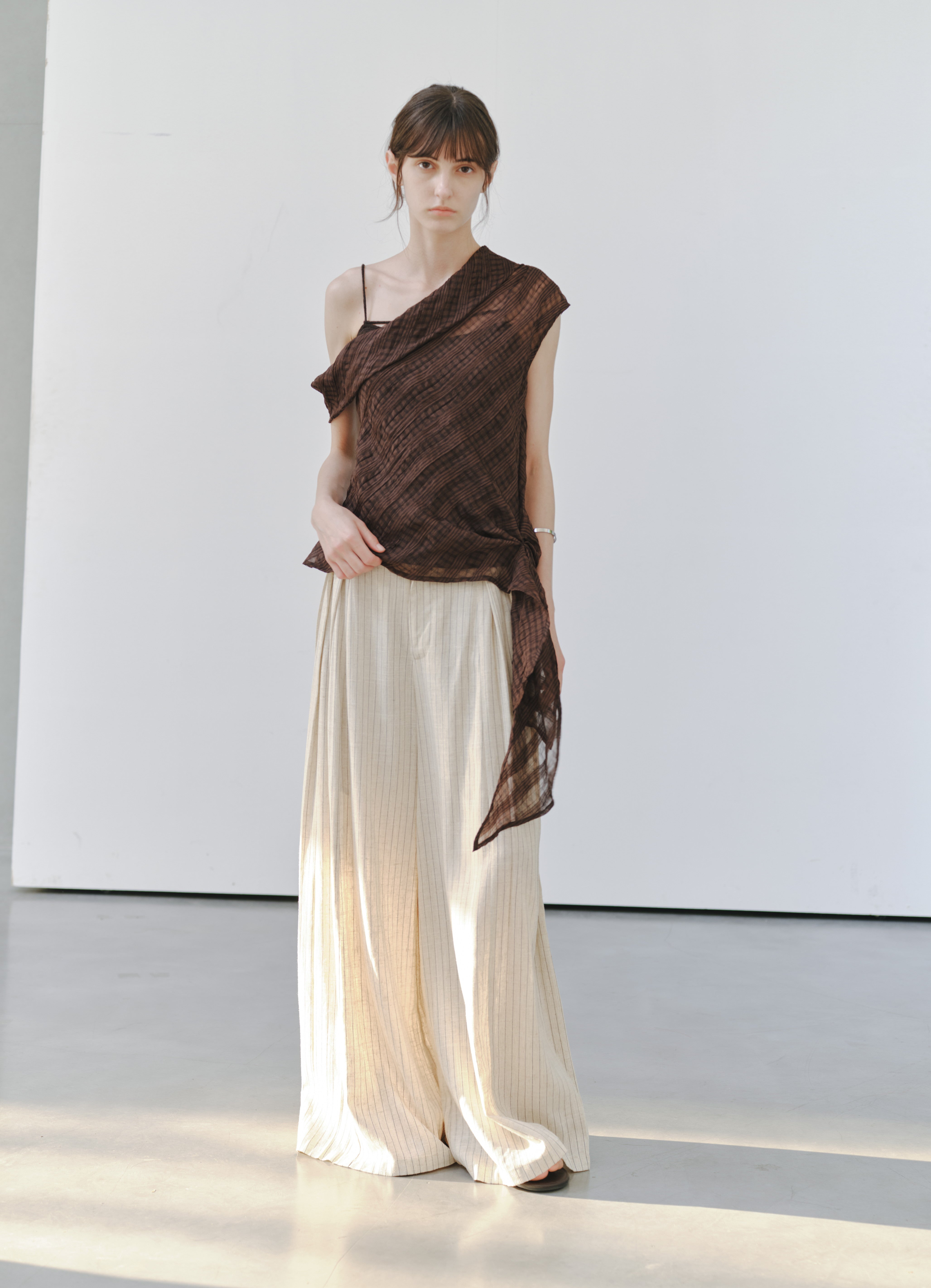 SIDE PLEAT STRIPE PANTS
