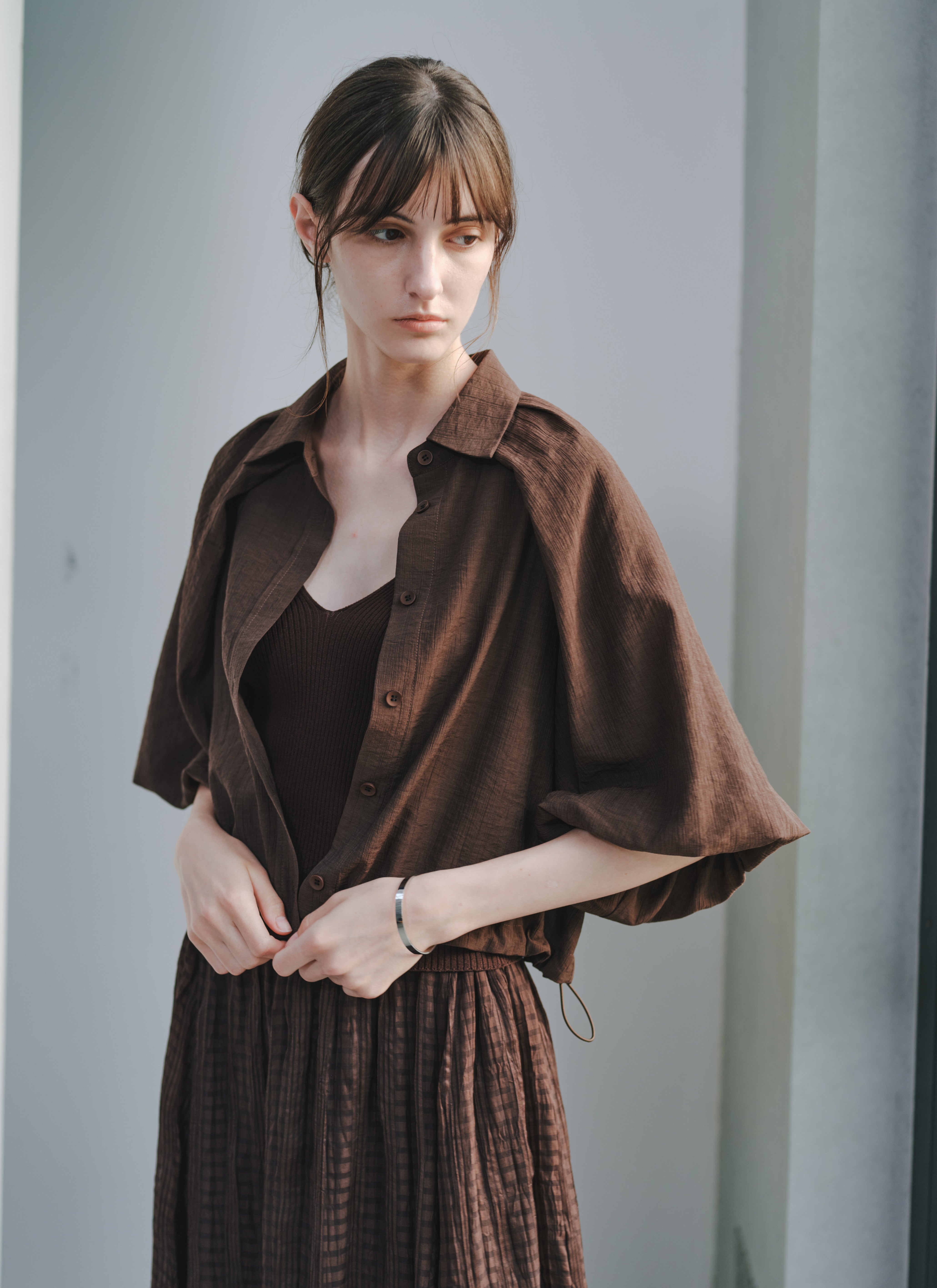 BALLOON SLEEVE DRAPE SHIRT