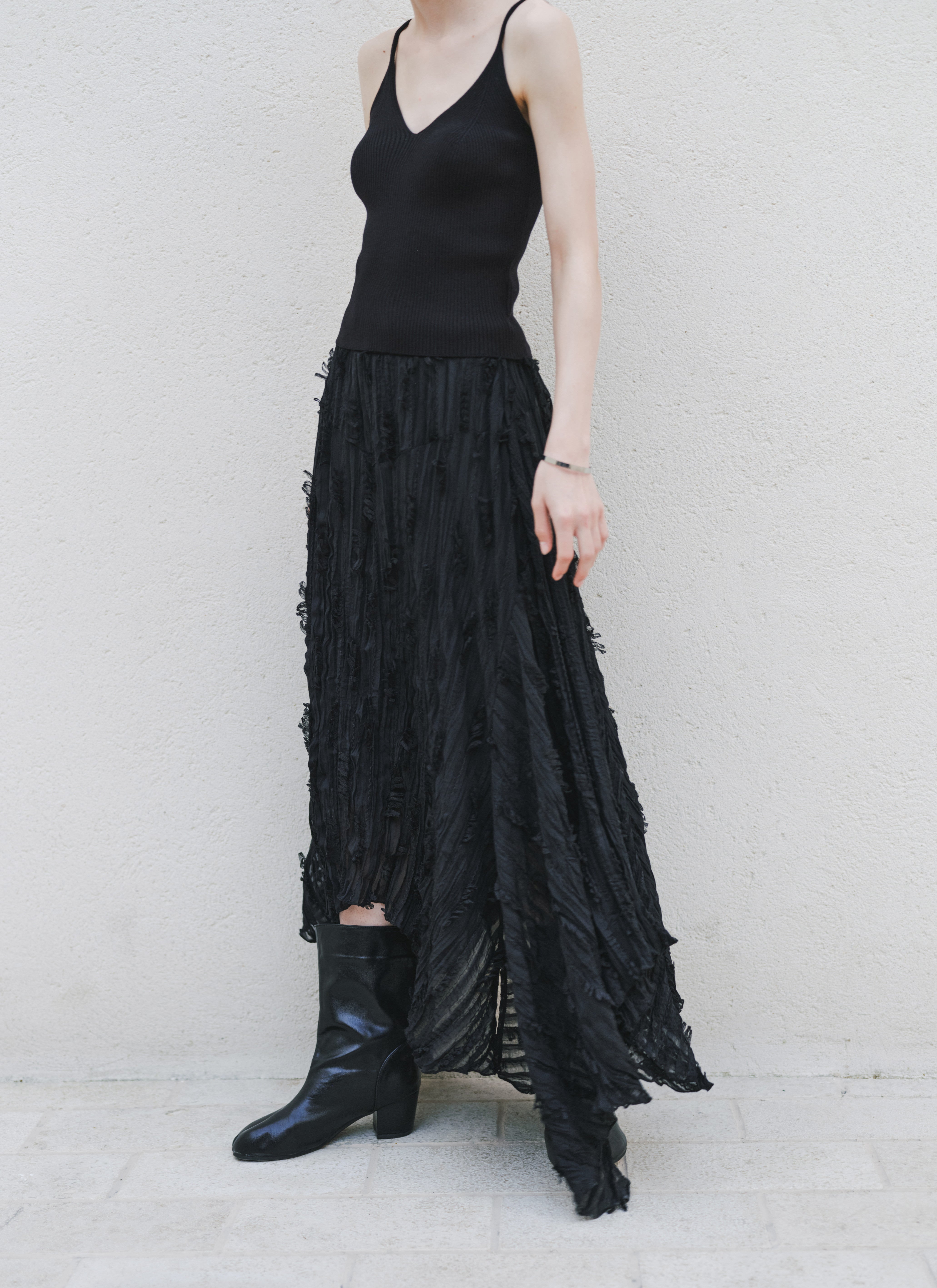 FEATHER TOUCH DESIGN SKIRT