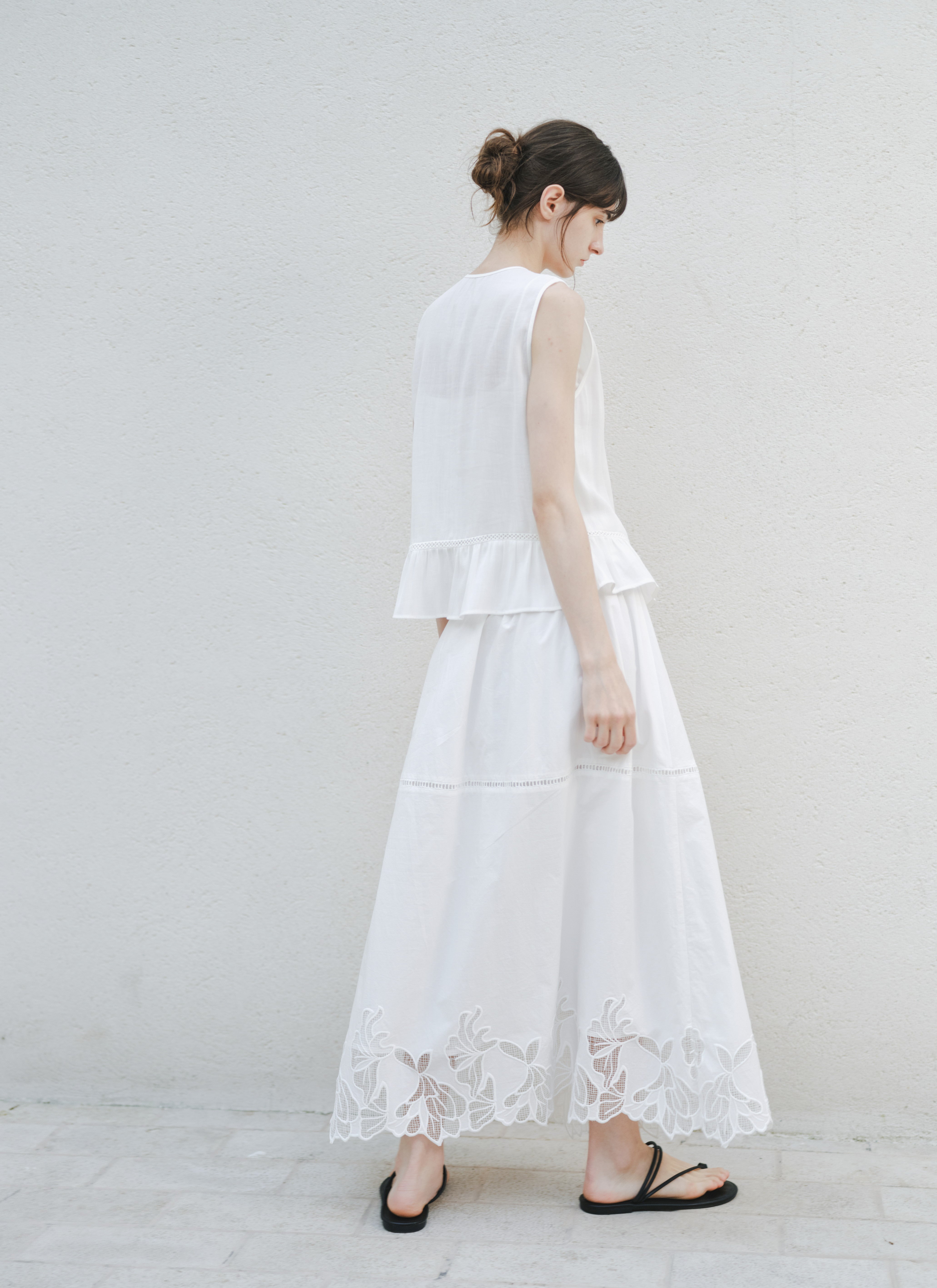 FRILL HEM TIE BLOUSE
