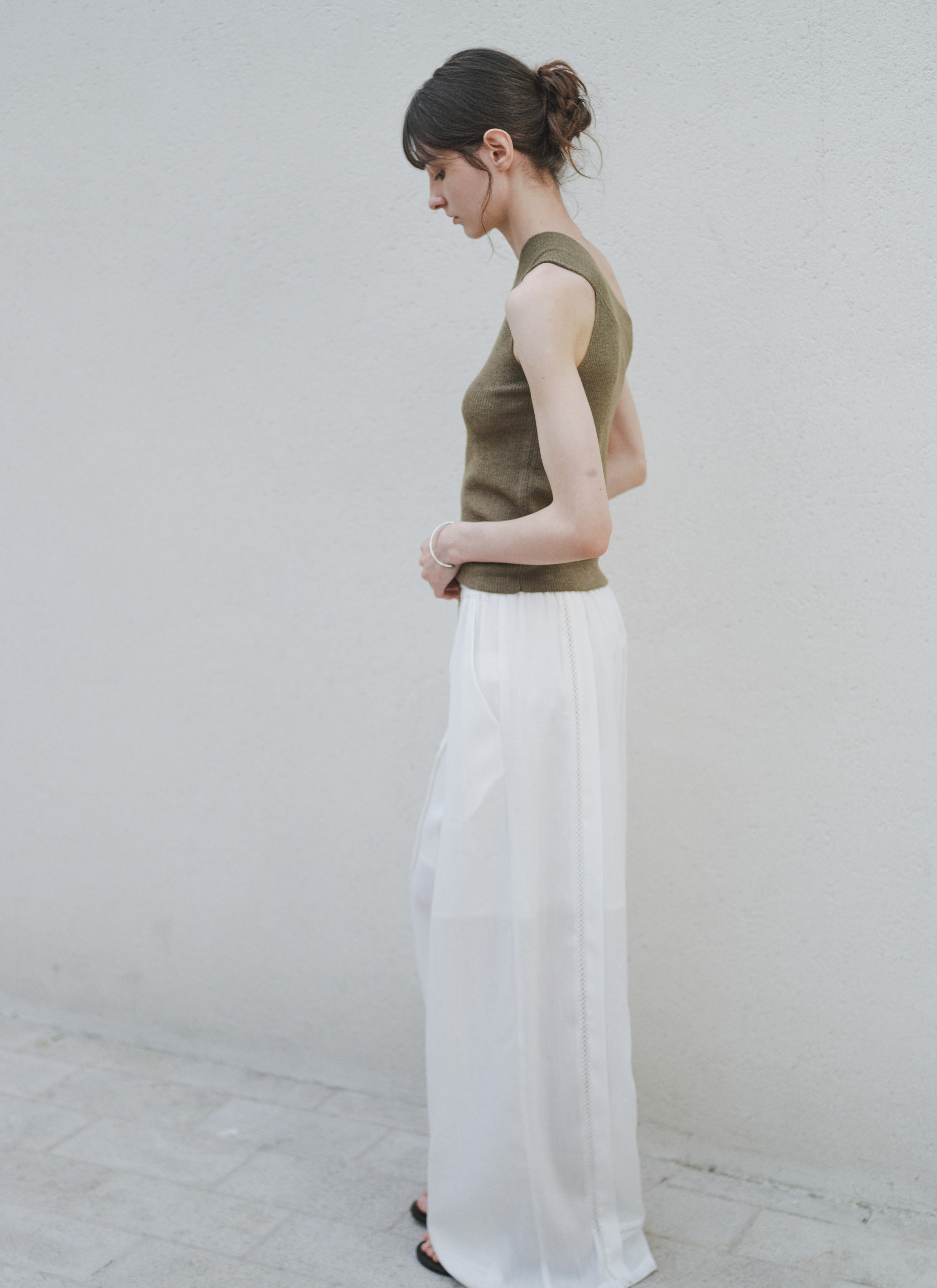 CROCHET LINE WIDE PANTS