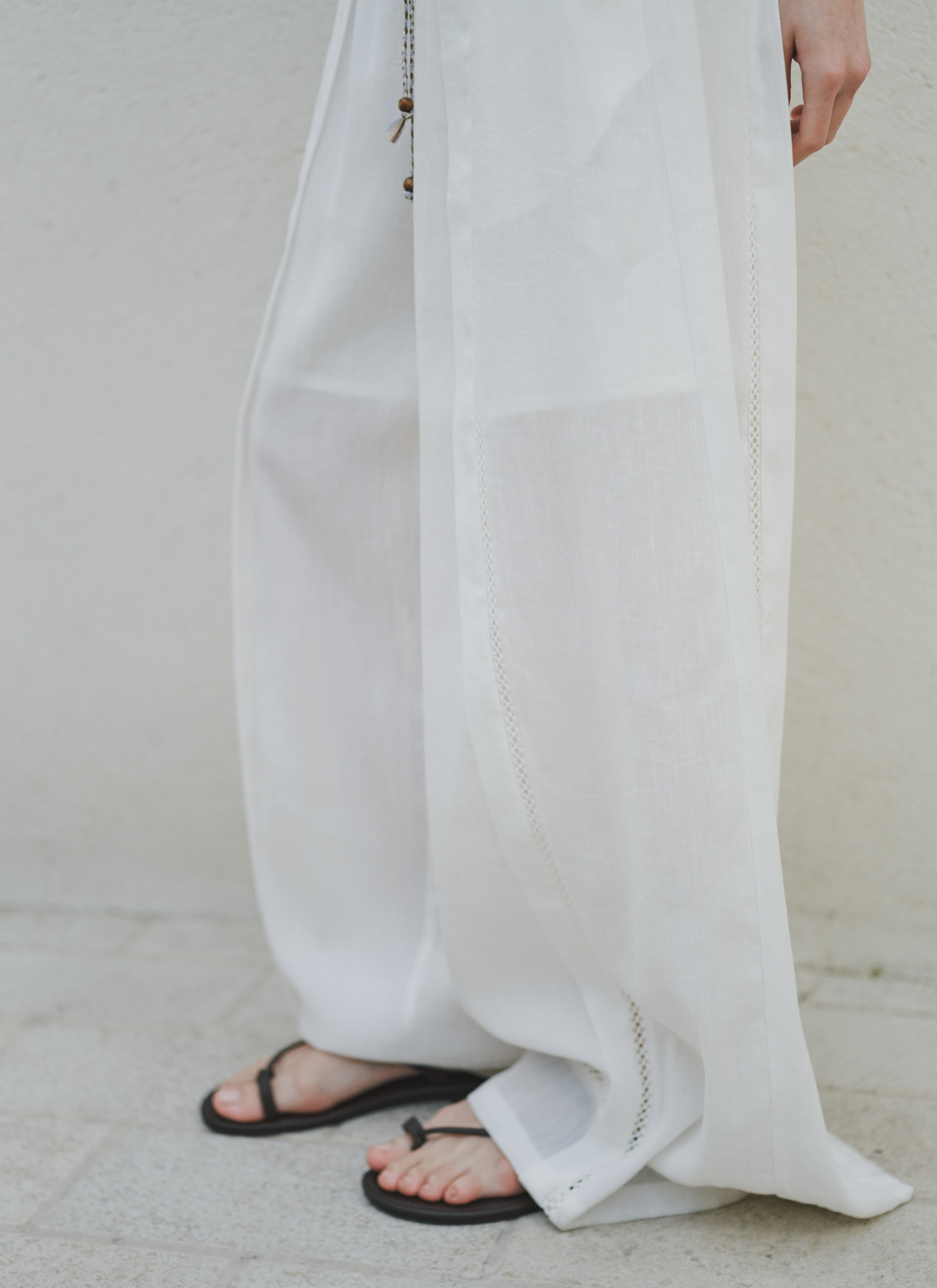 CROCHET LINE WIDE PANTS