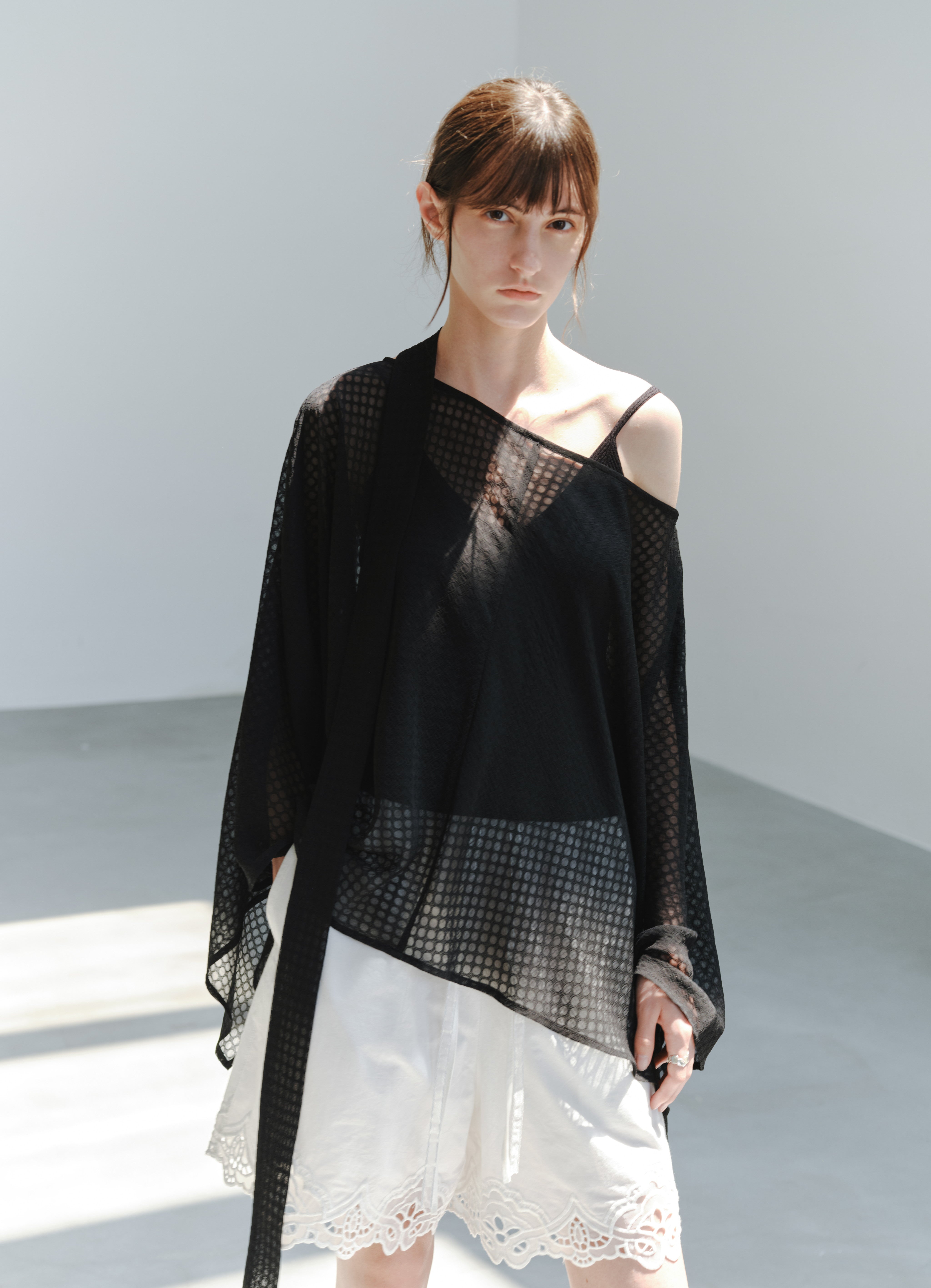 MULTI LAYERED BUBBLE TOP
