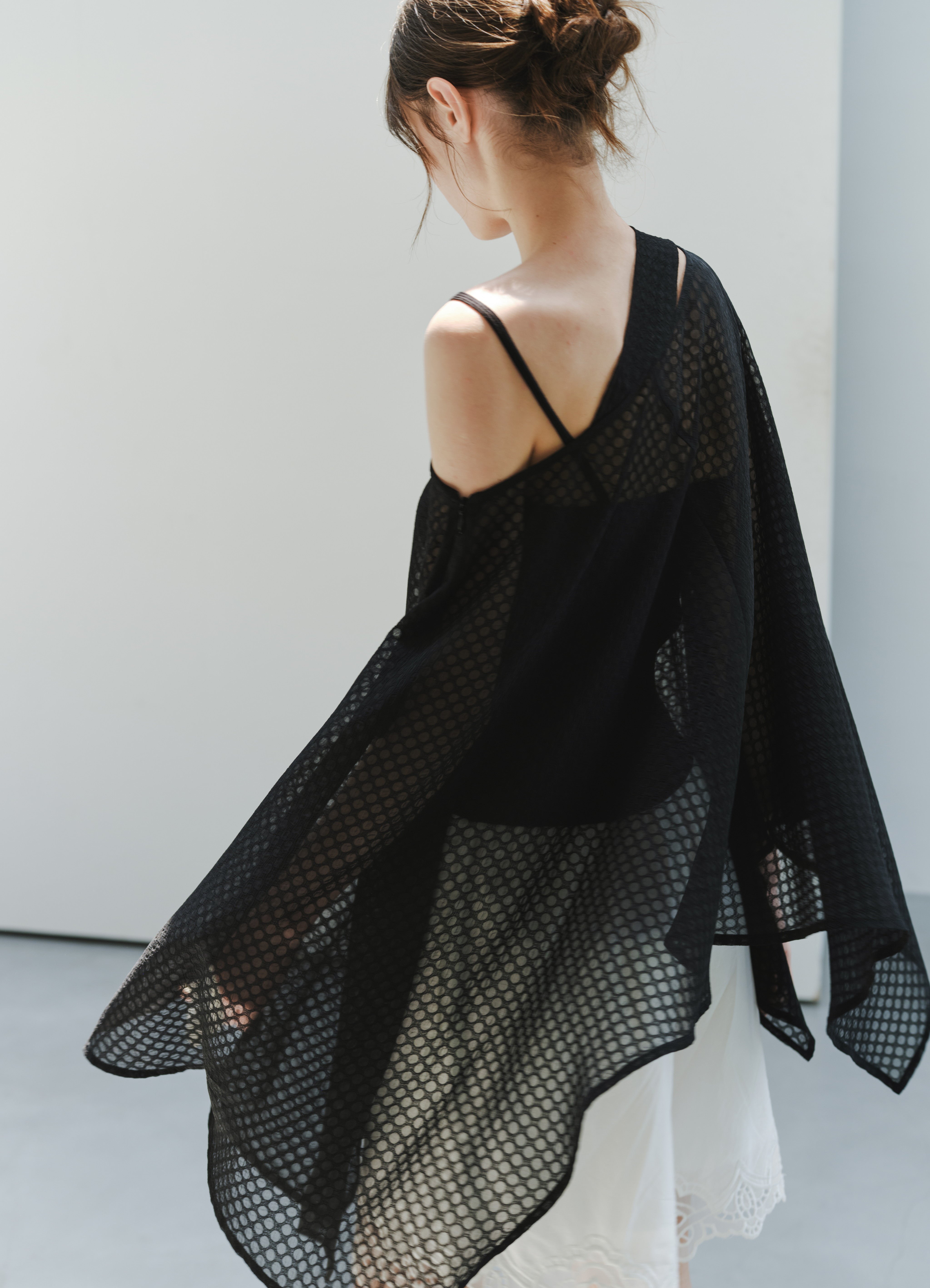 MULTI LAYERED BUBBLE TOP