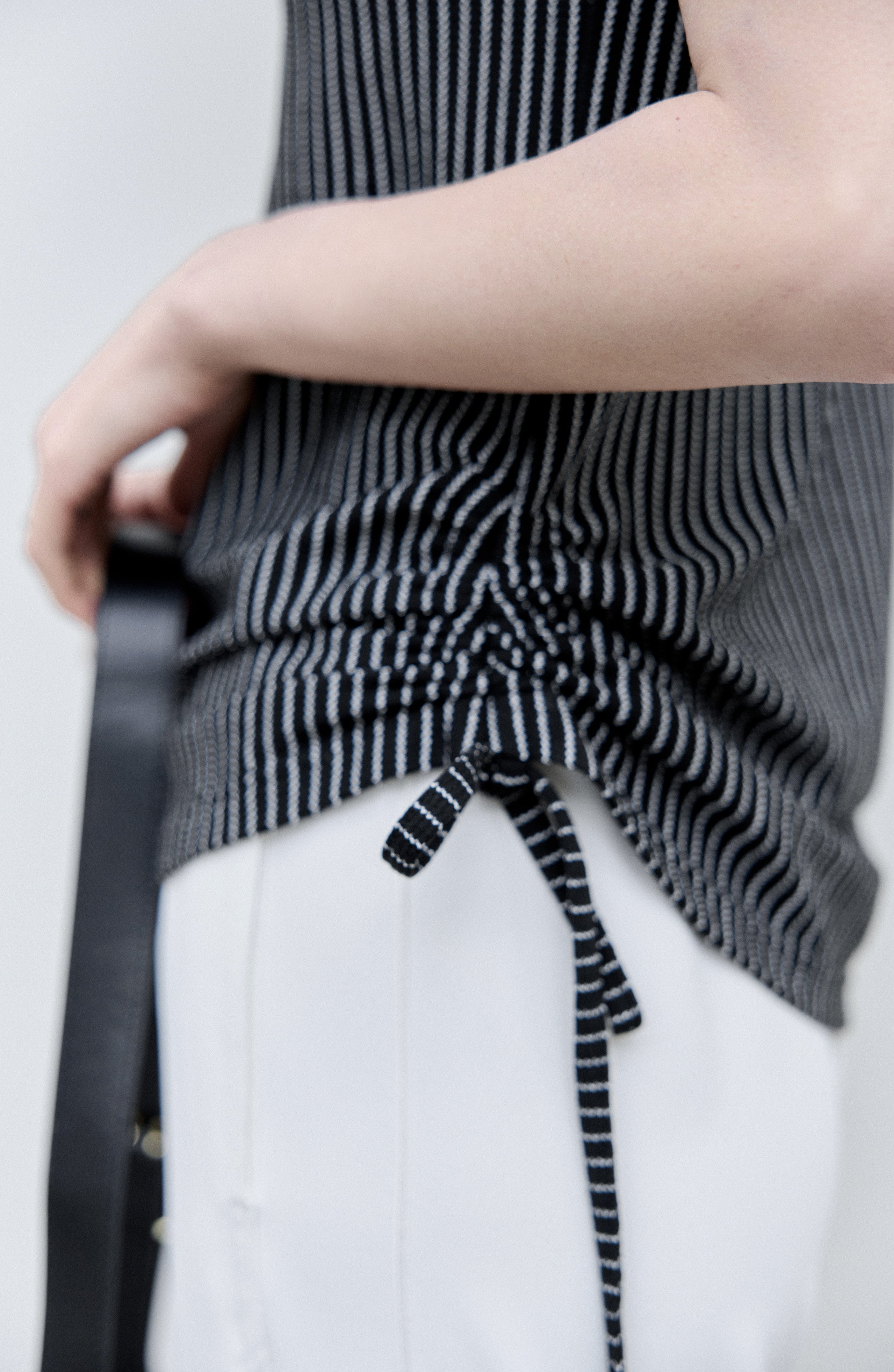 SIDE STRING STRIPE TOP / サイドストリングストライプトップ