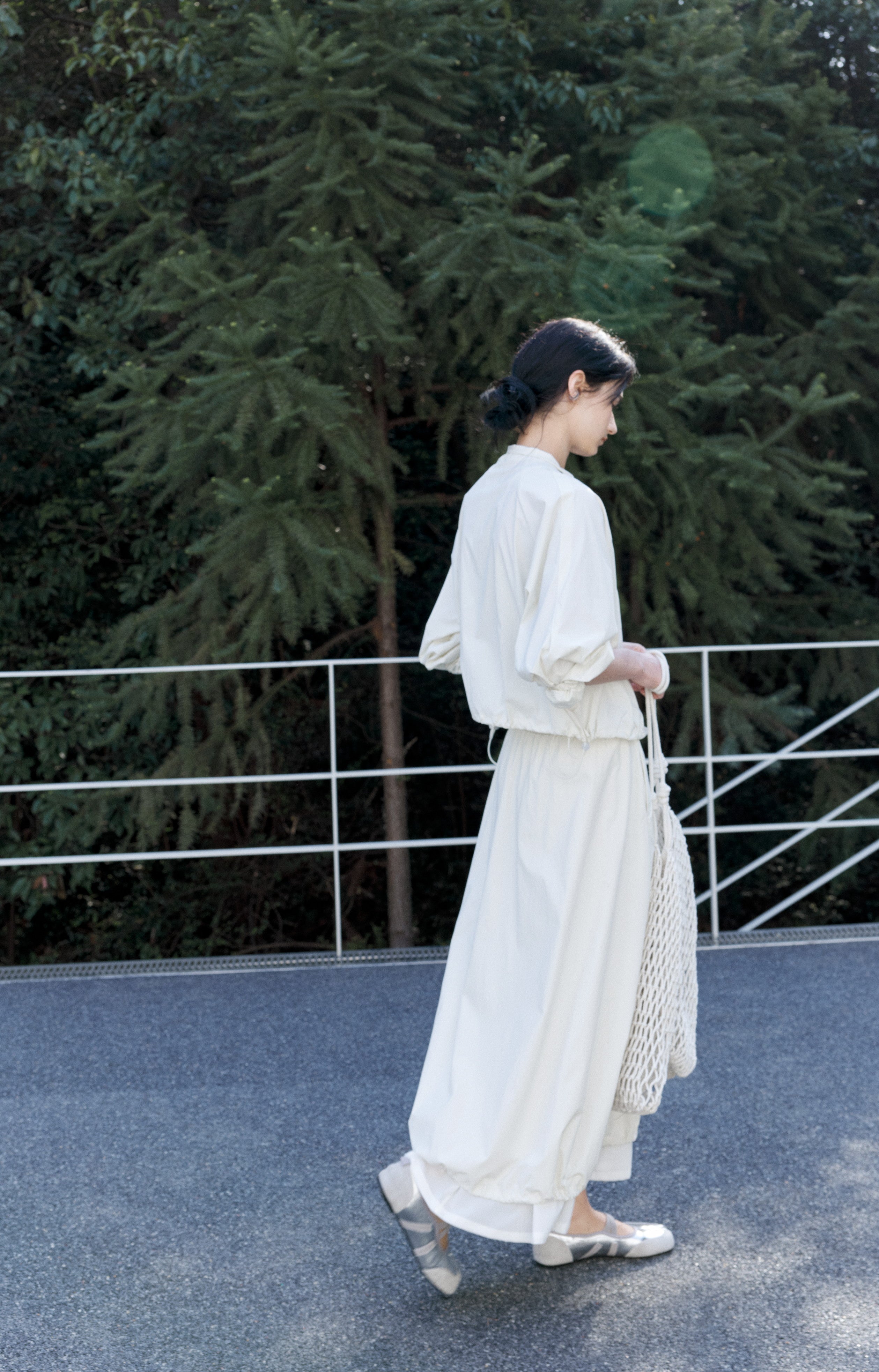 UV CUT NECK PLEATED DRAPE BLOUSON / UVカットネックプリーツドレープブルゾン