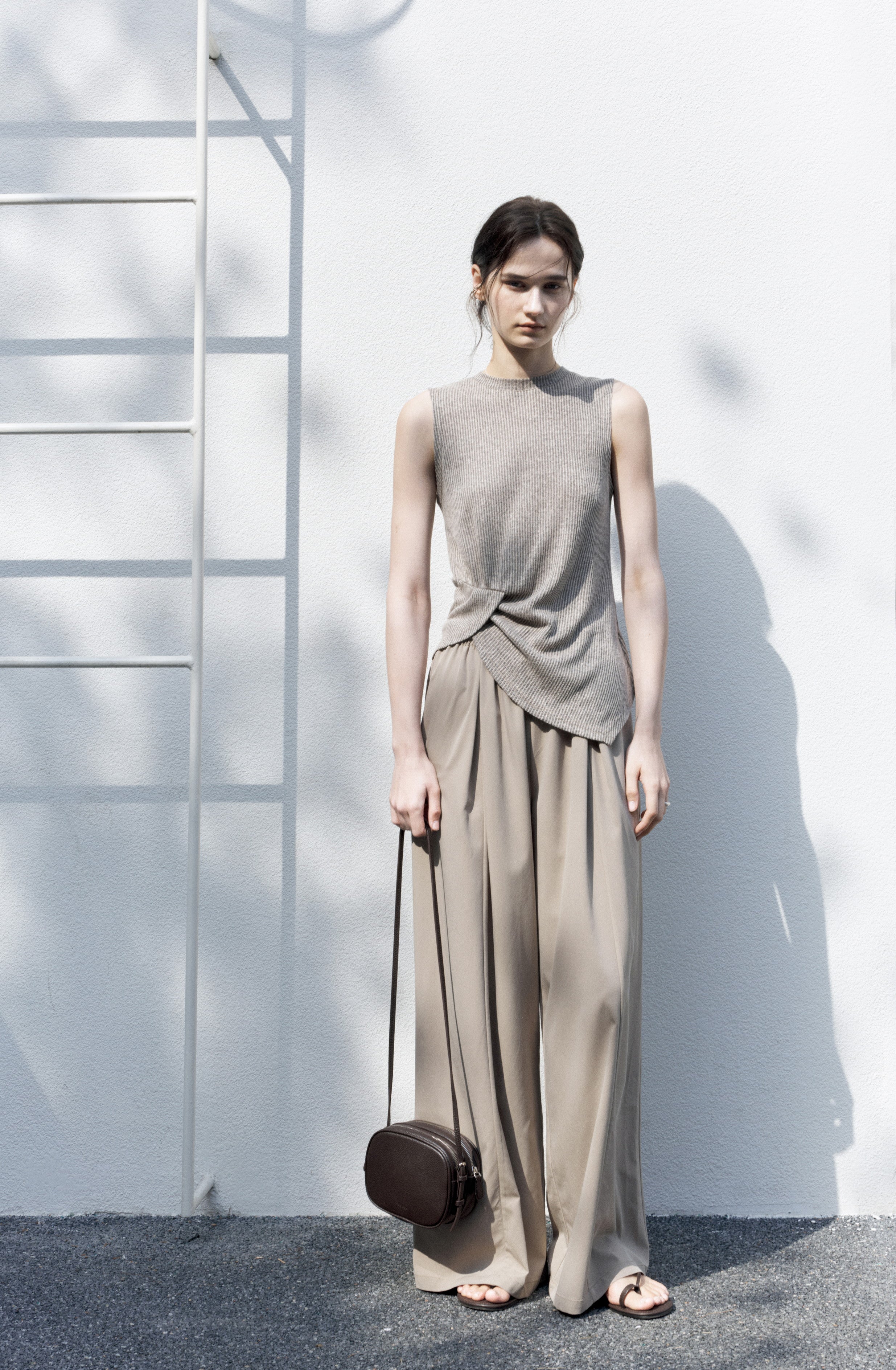 DRAPE TUCK WIDE PANTS / ドレープタックワイドパンツ