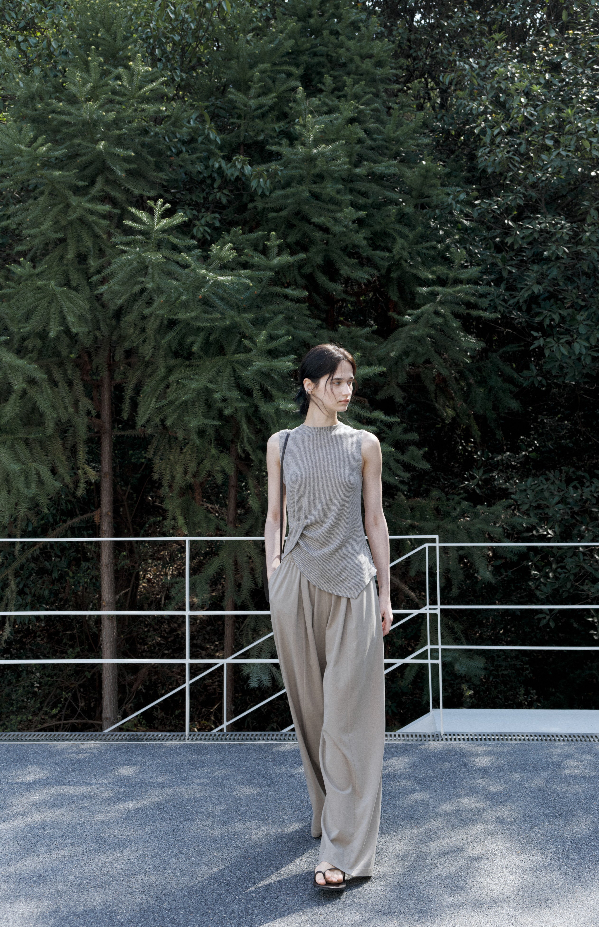 WAIST EDGE RIB TOP / ウエストエッジリブトップ