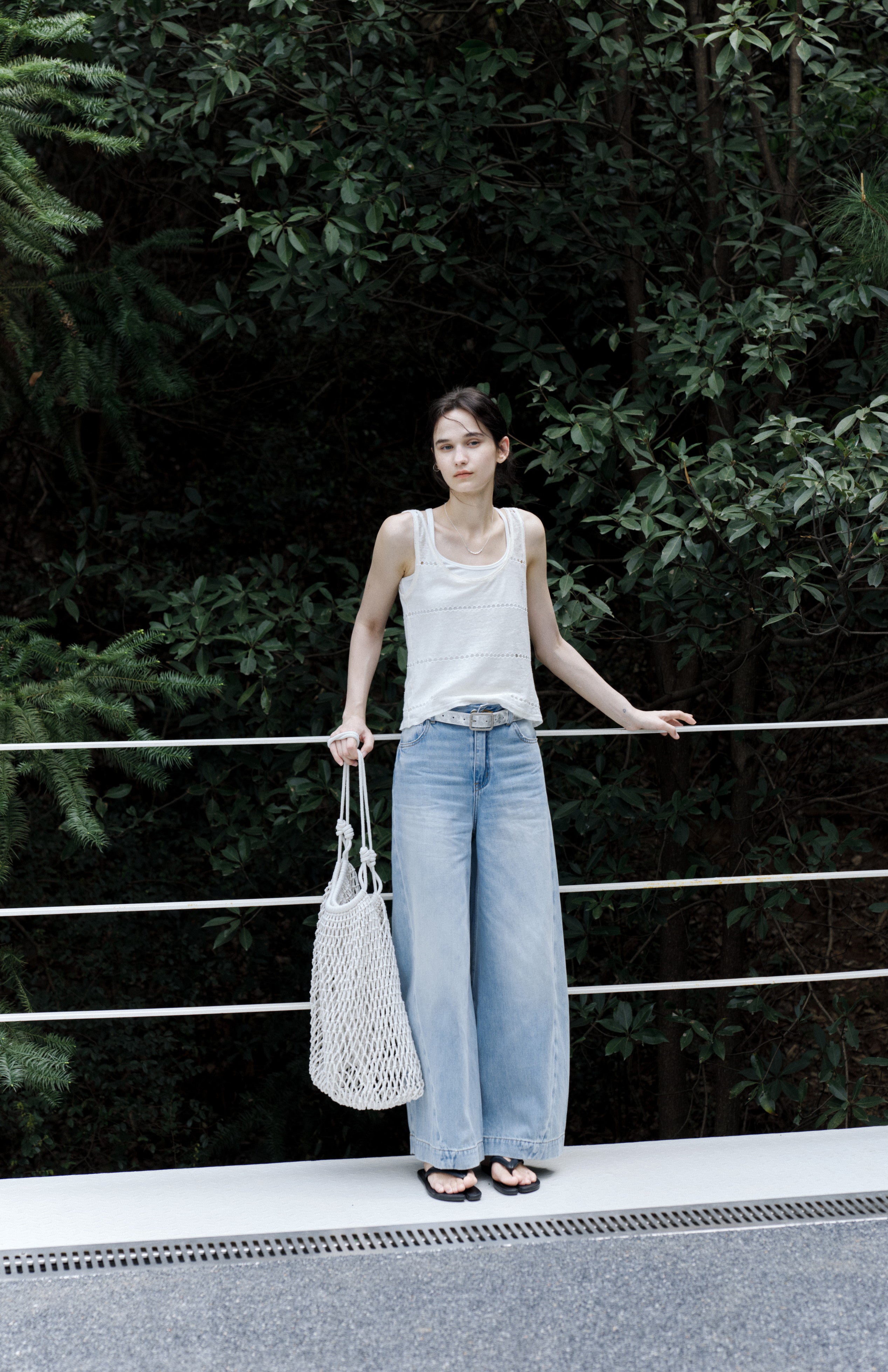 WASHED BLUE WIDE JEANS / 워시드 블루 와이드 청바지