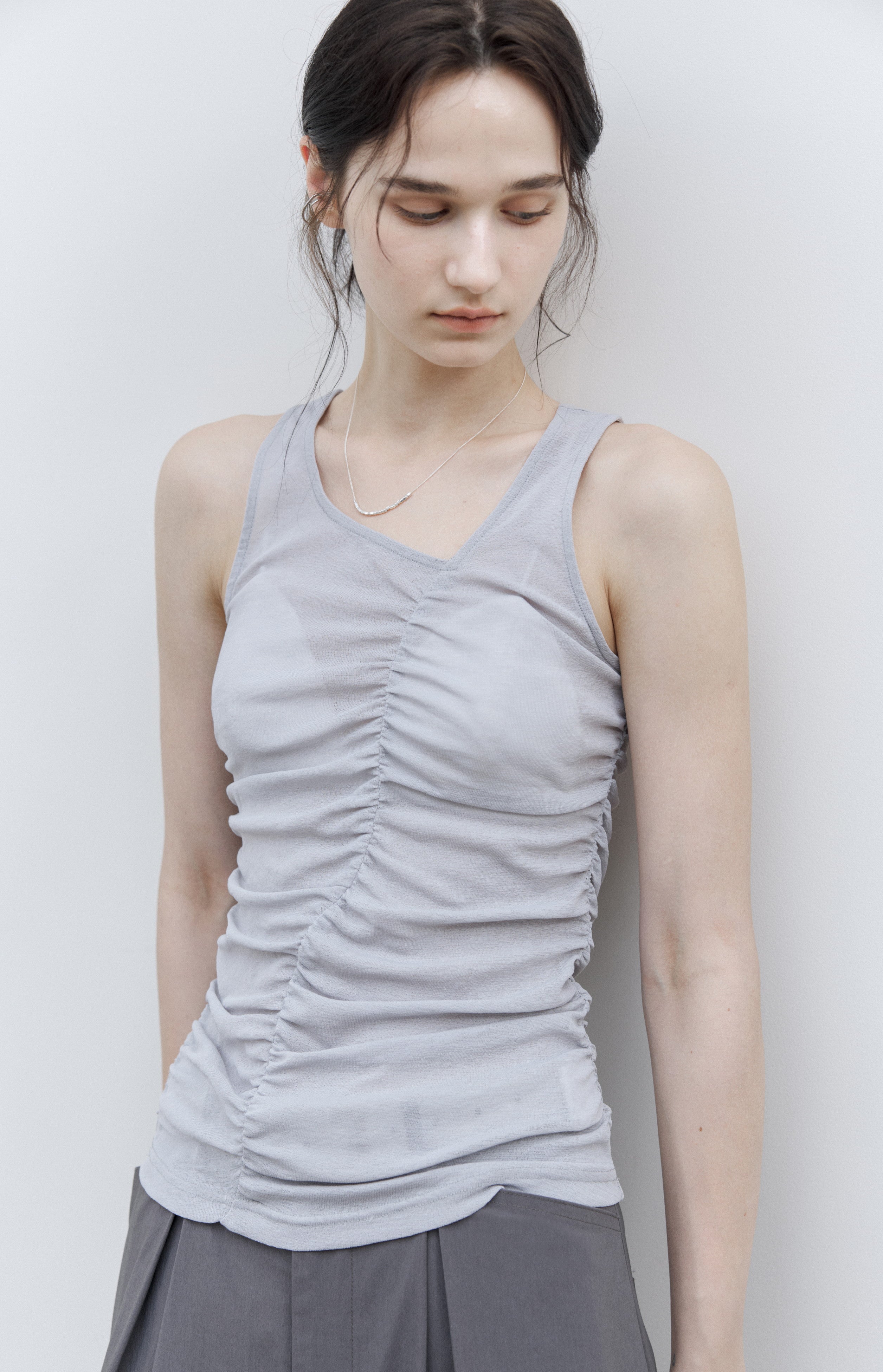 SLIM FIT SHIRRED TOP / 슬림 피트 셔링 톱