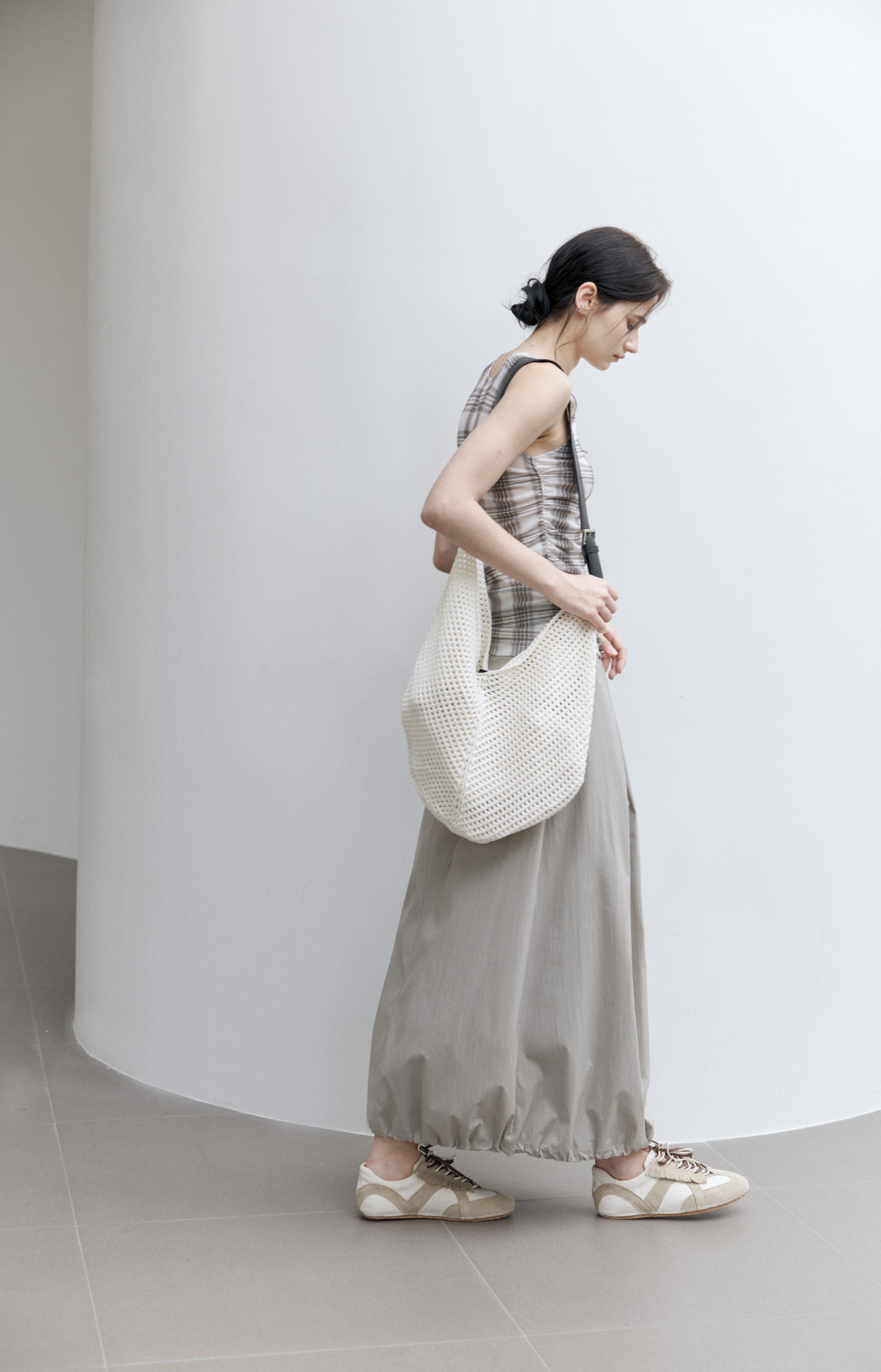 SLIM FIT SHIRRED TOP / 슬림 피트 셔링 톱