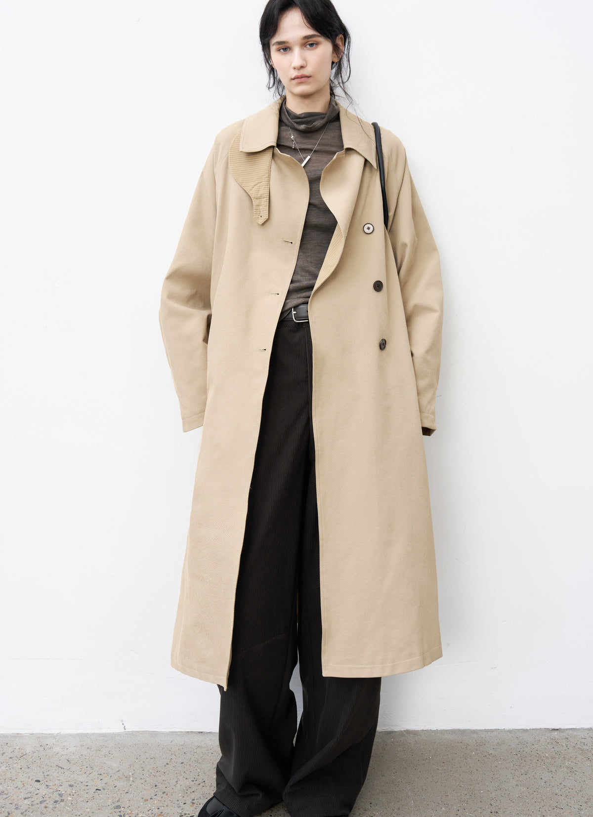ACCENT STRIPE NECK TRENCH