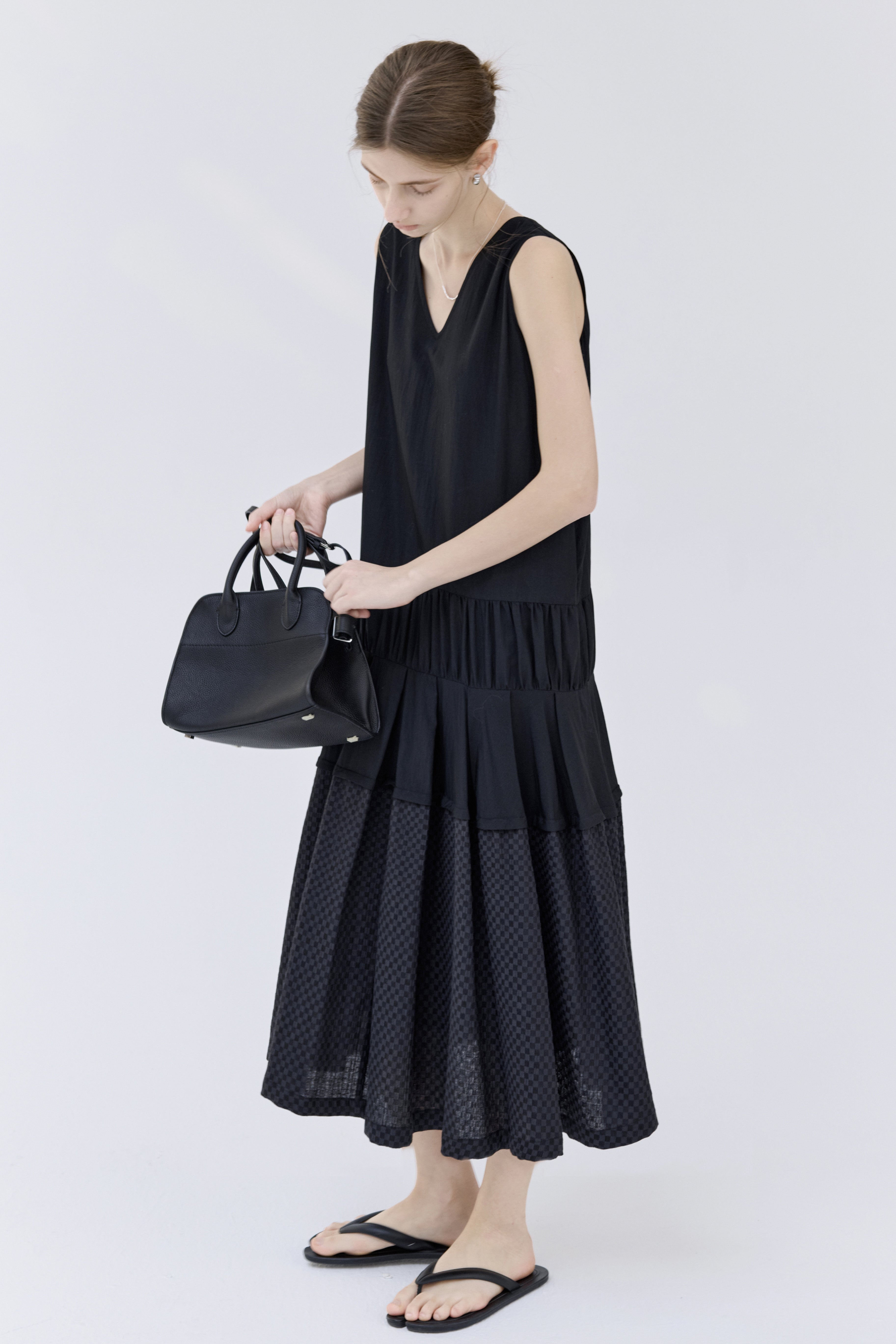 HEM EDGE TIERED DRESS