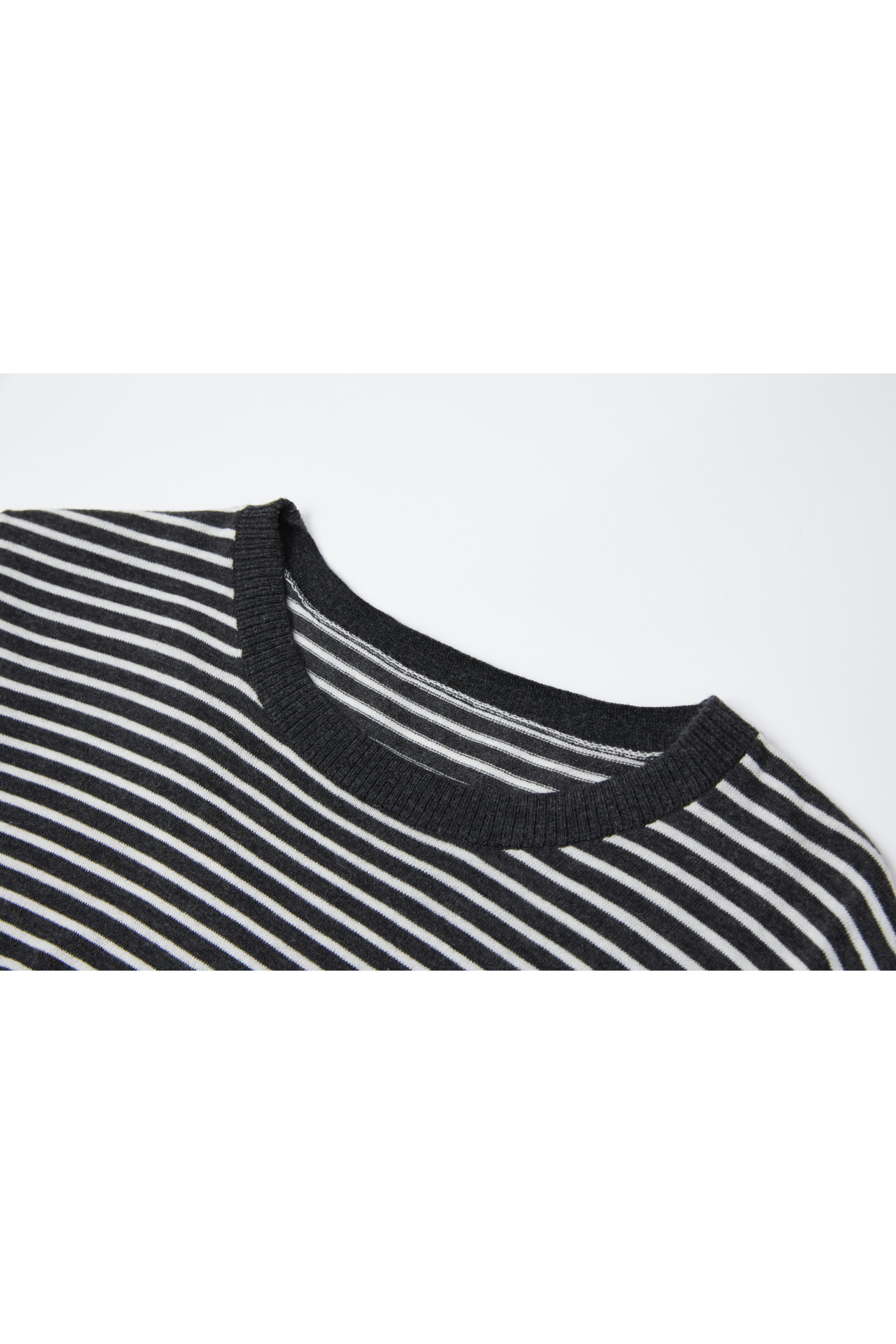 WAIST FIT STRIPE T-SHIRT