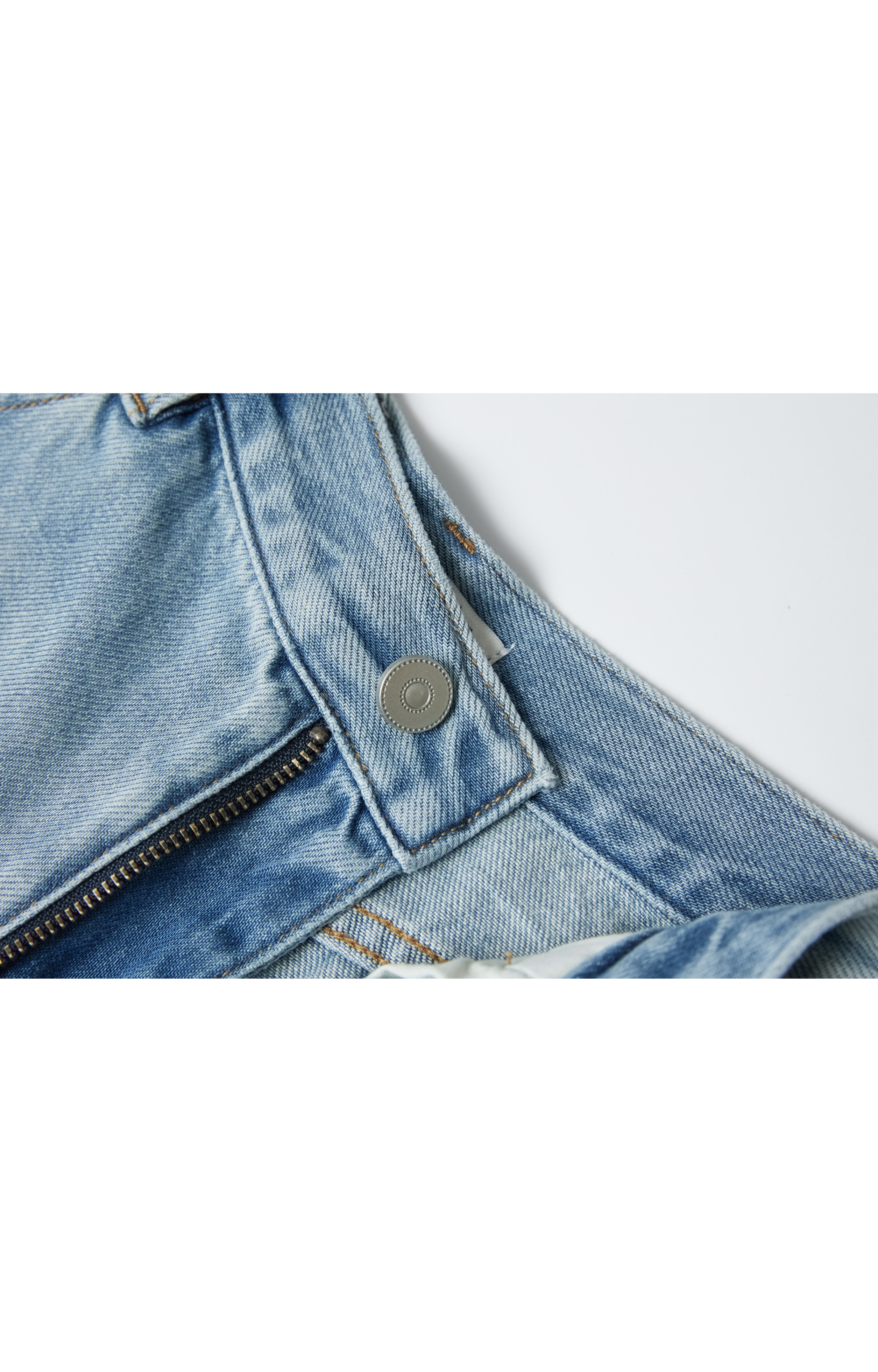 WASHED BLUE WIDE JEANS / 워시드 블루 와이드 청바지