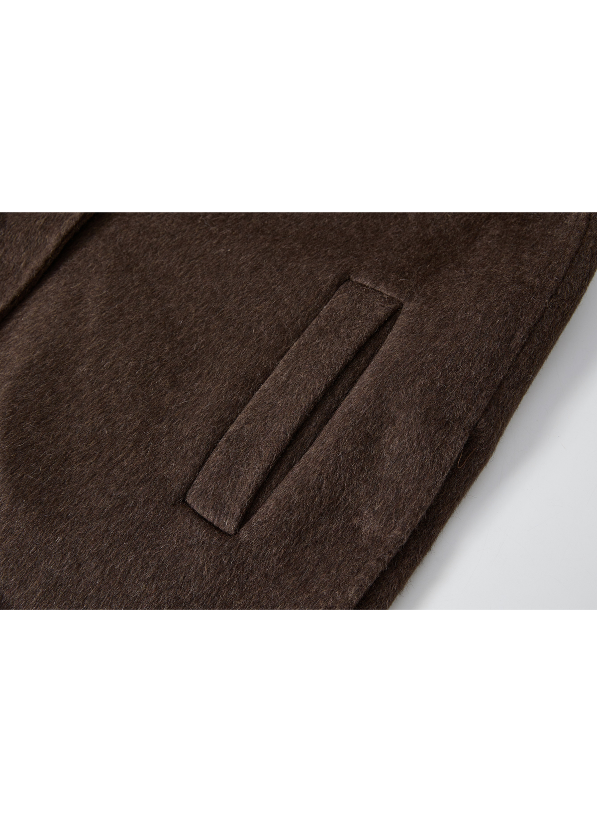 MULTI PATCH SCARF COAT