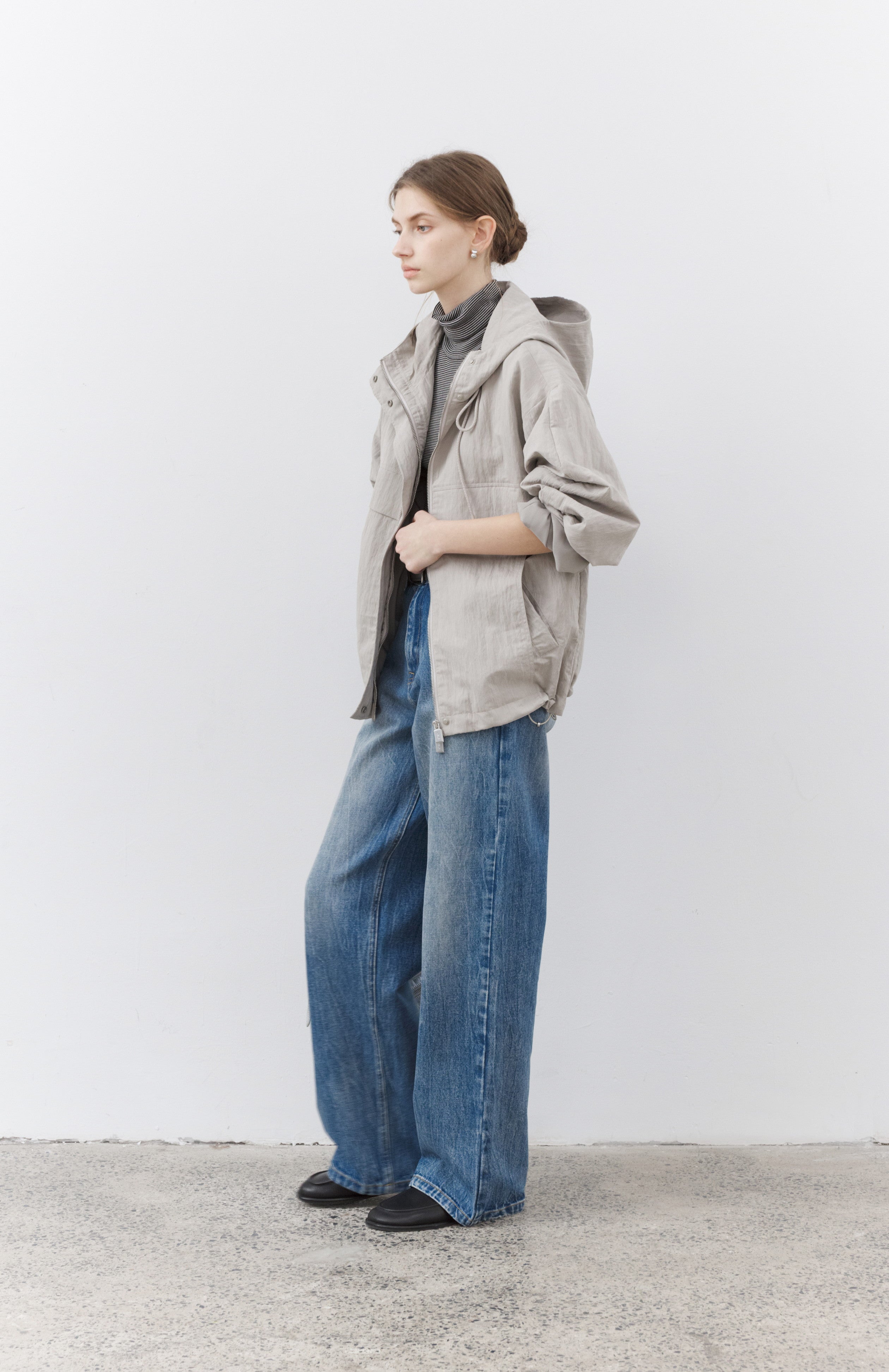 BASIC STRAIGHT JEANS