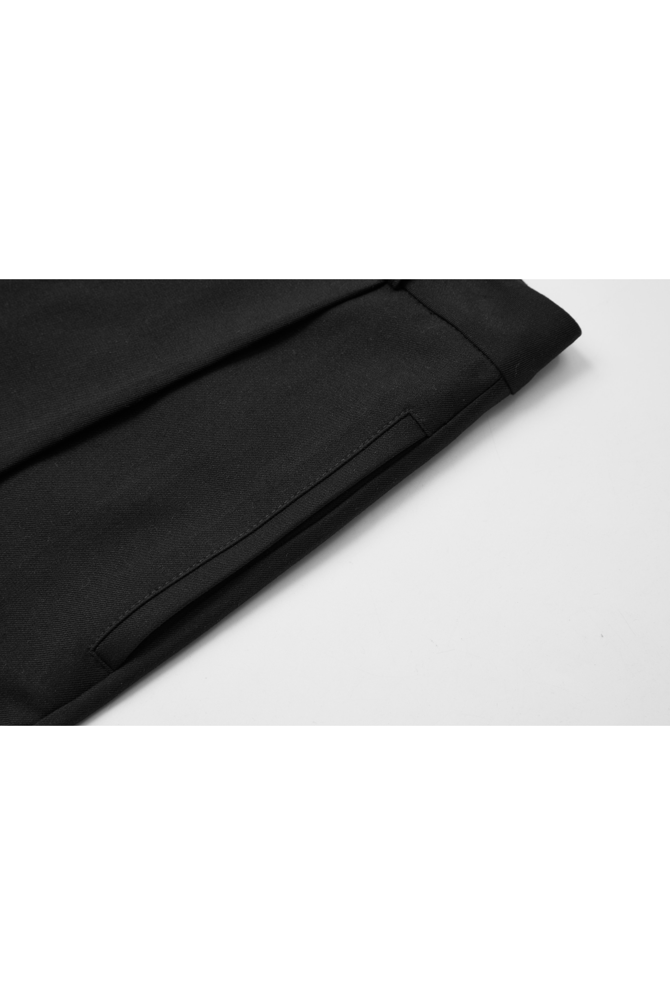 DRAPE STRAIGHT SLACKS