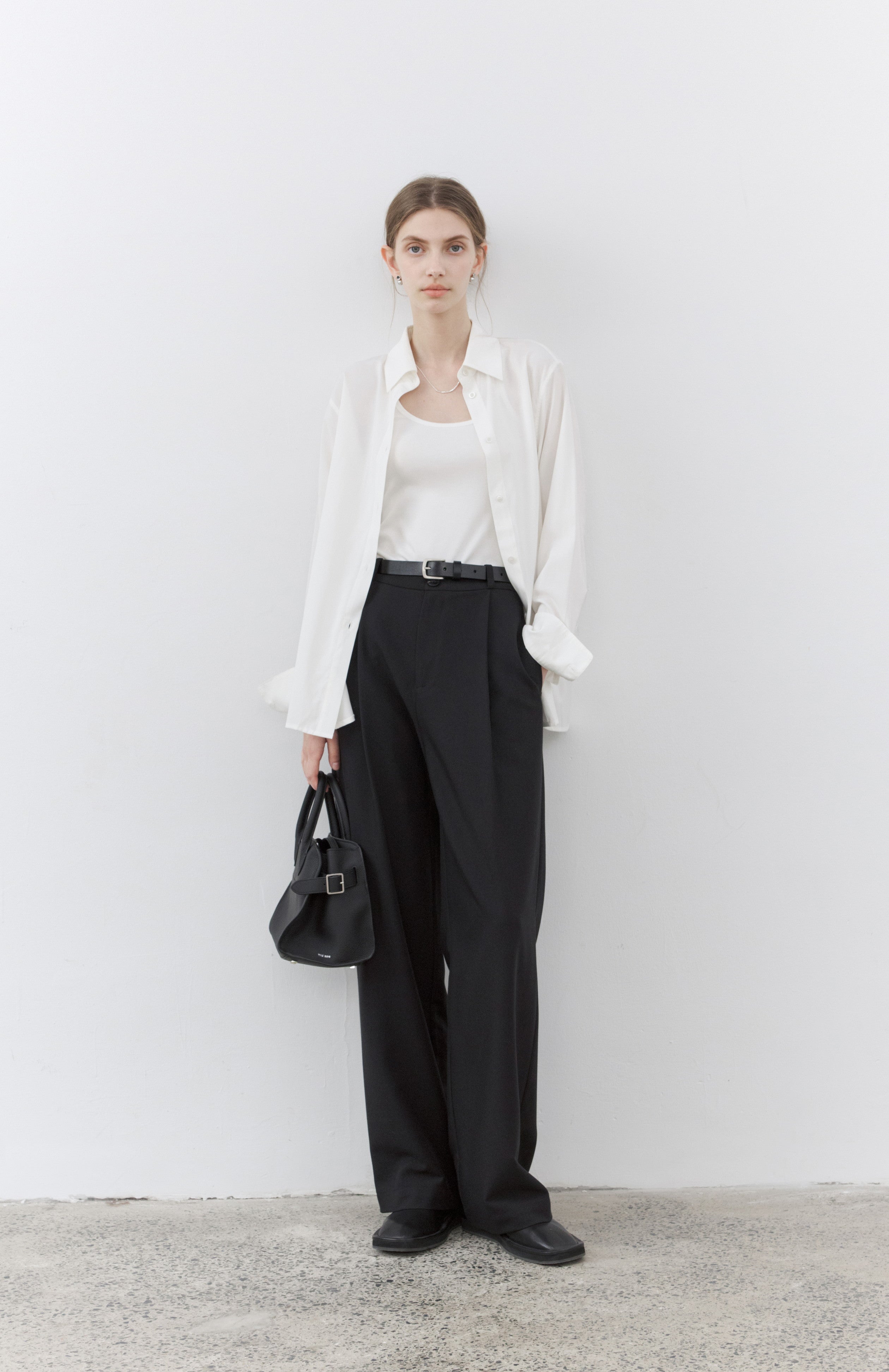 DRAPE STRAIGHT SLACKS