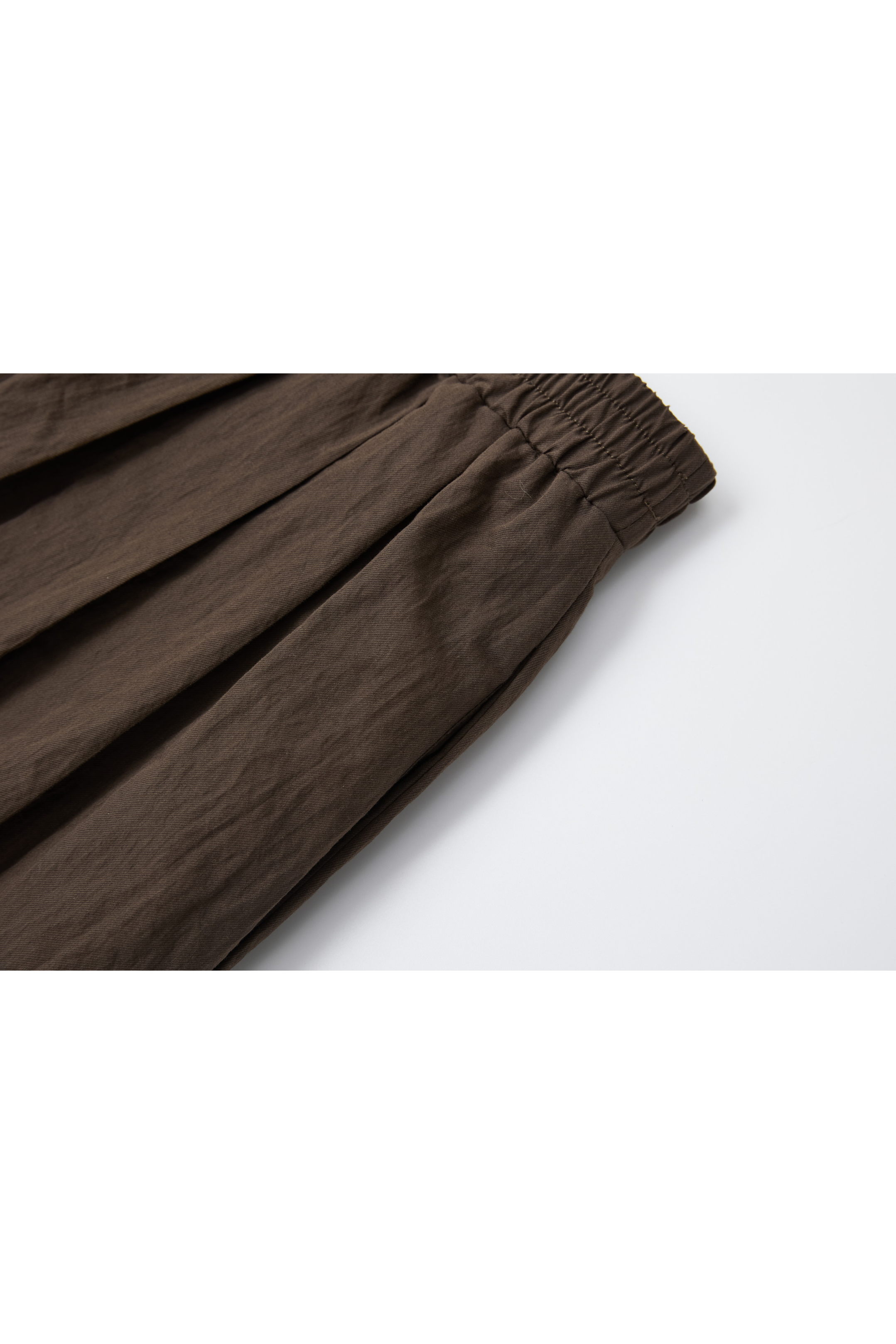 VOLUME GATHER BROWN SKIRT