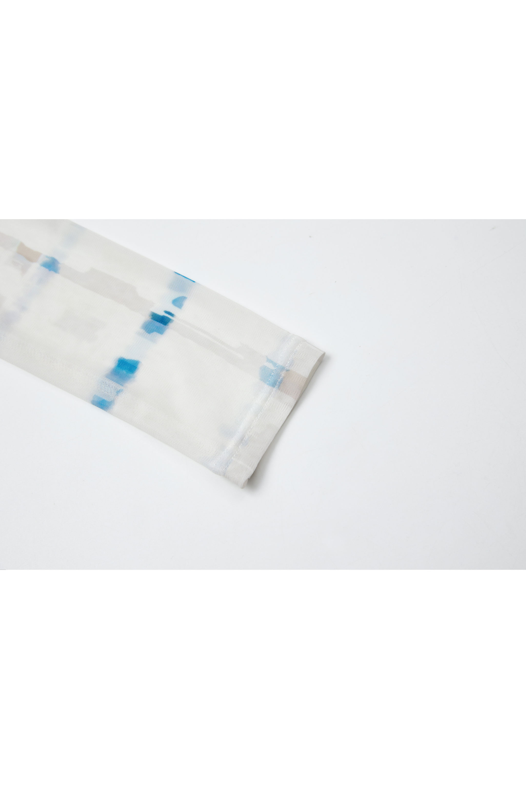 WATER PLAID SHEER TOP / ウォーターチェックシアートップ