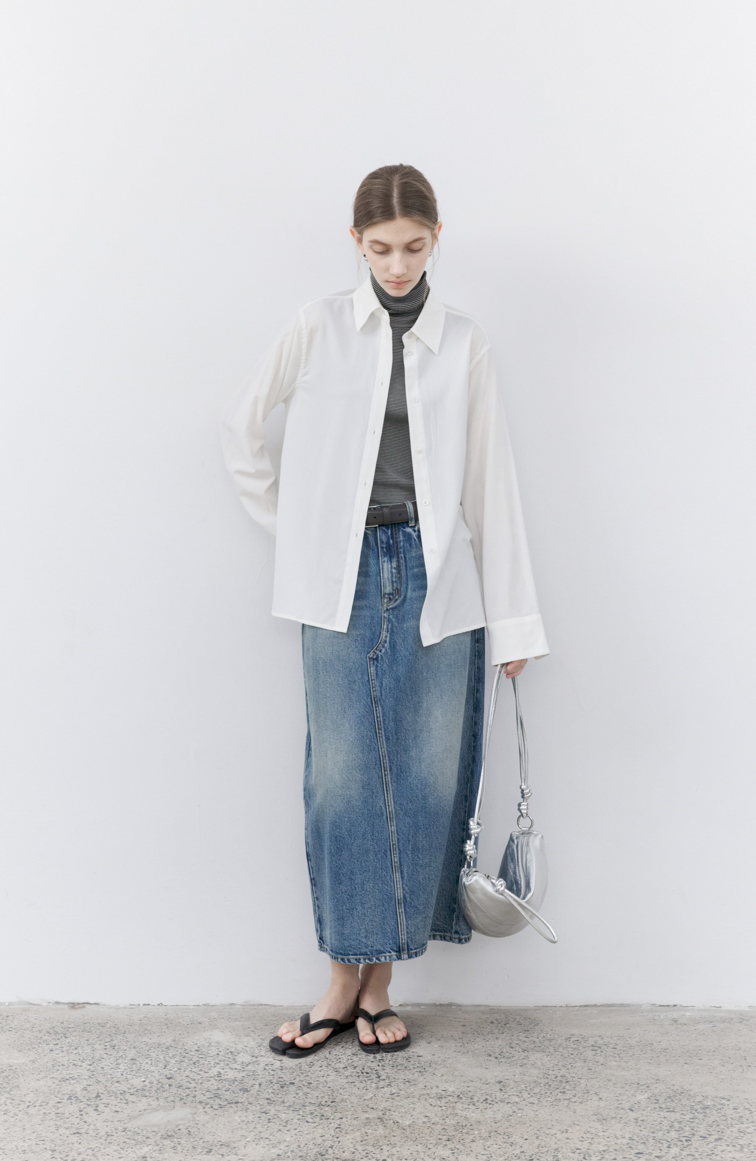 BASIC SLIT DENIM SKIRT