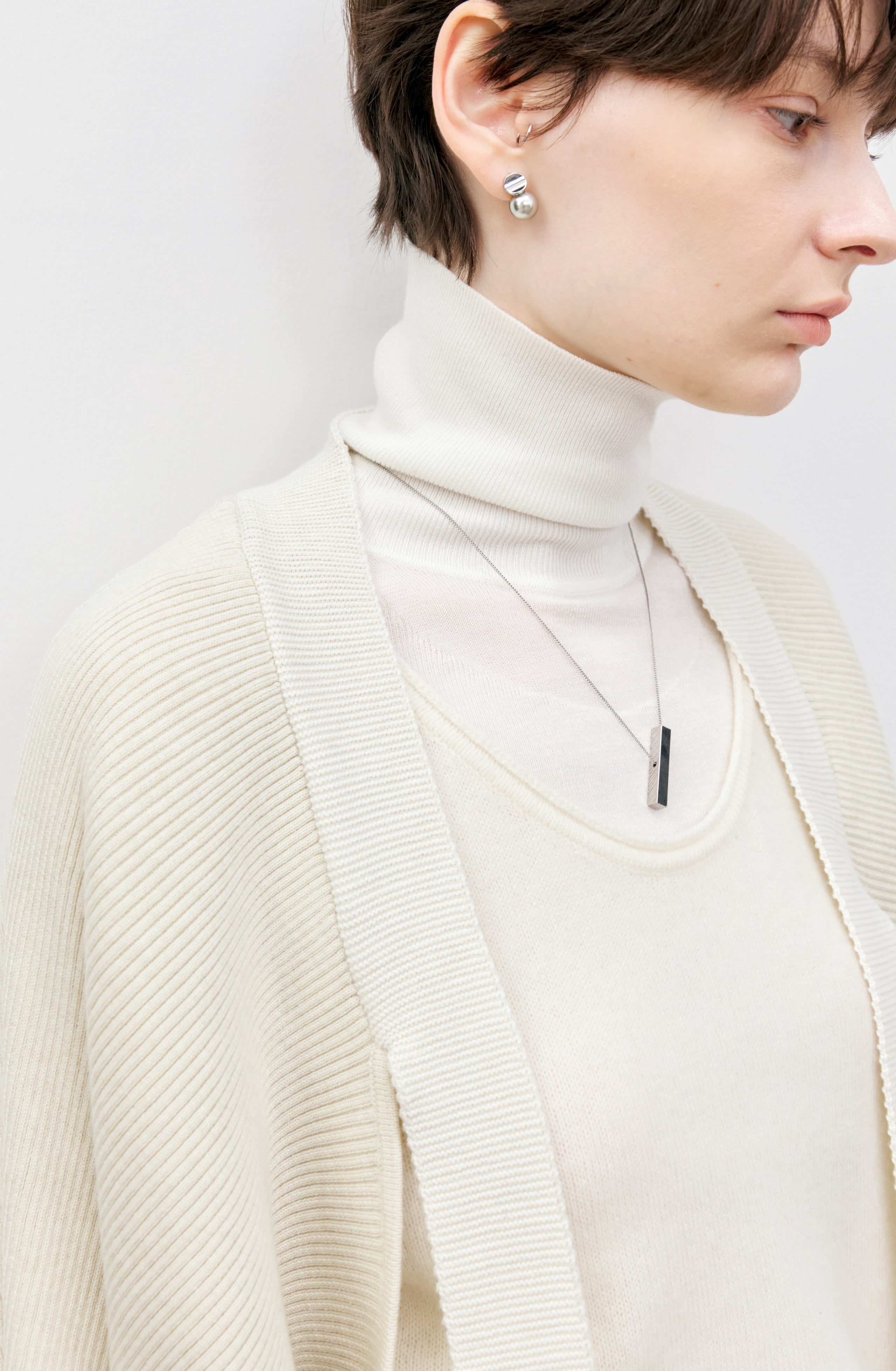 RIB KNIT BOLERO CARDIGAN