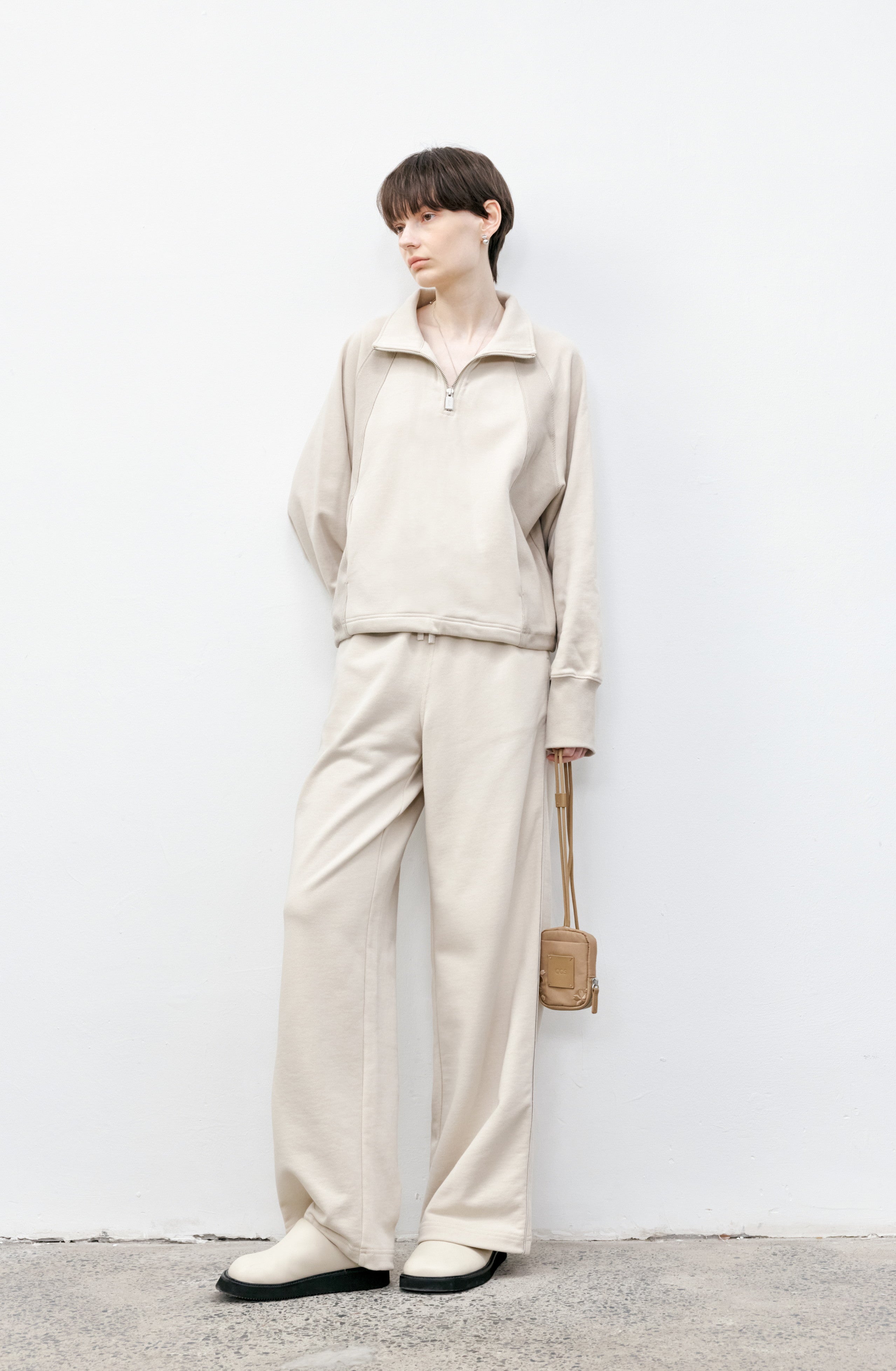 HALF ZIP CALM SWEATSHIRT / ハーフジップカームスウェット