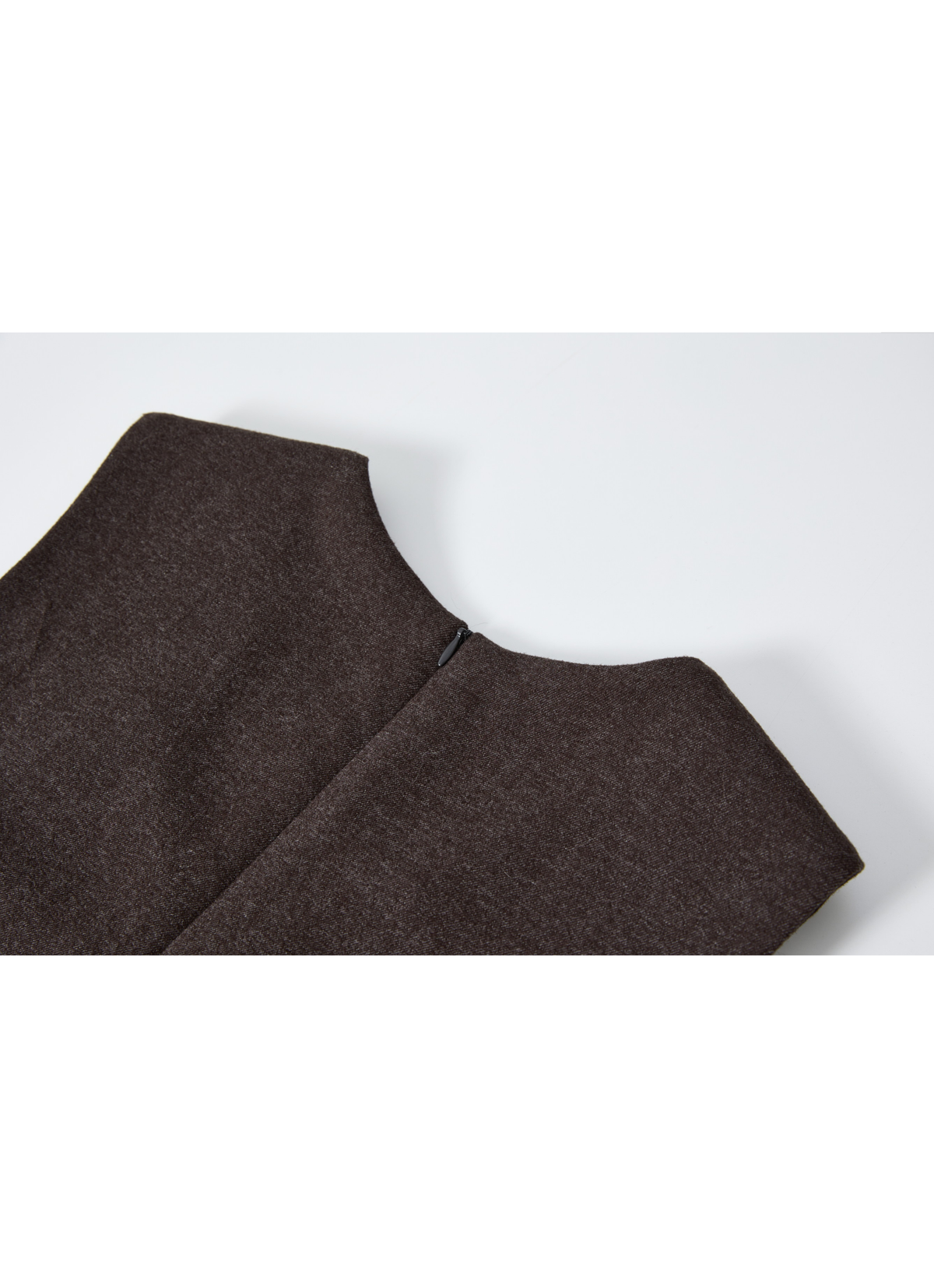 PLEATS LINE KNIT DRESS
