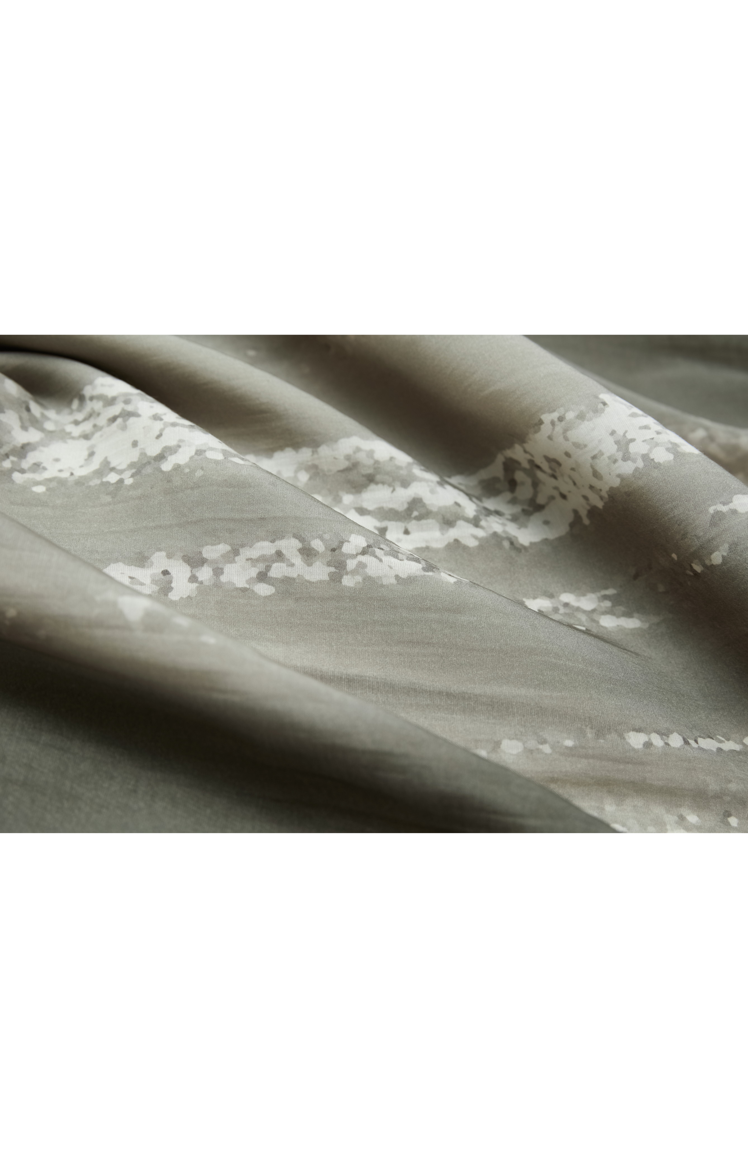 LIGHT SHADOW DOCKING DRESS