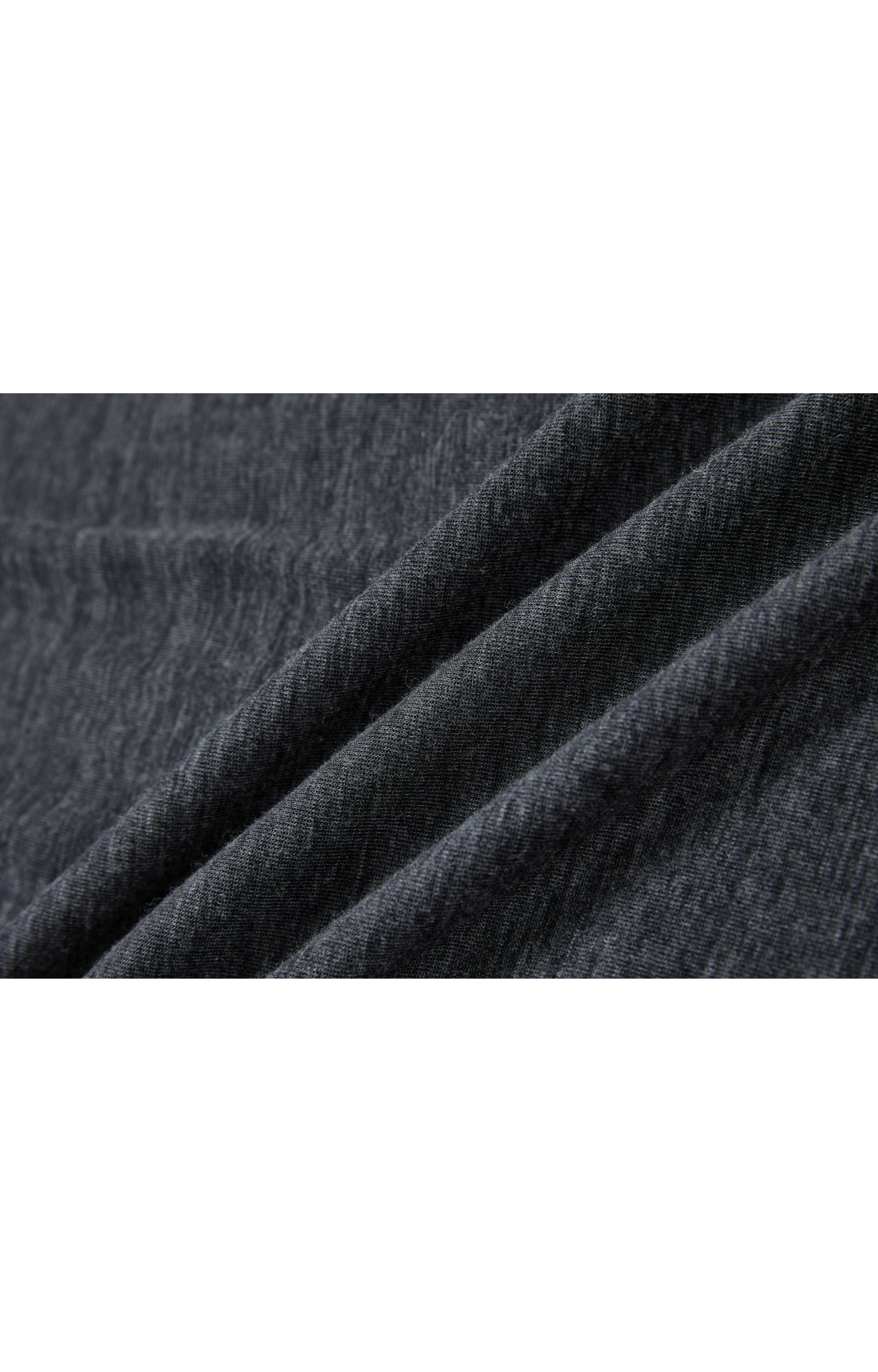 SLIM FIT TURTLE SWEATER / 슬림 피트 터틀 스웨터