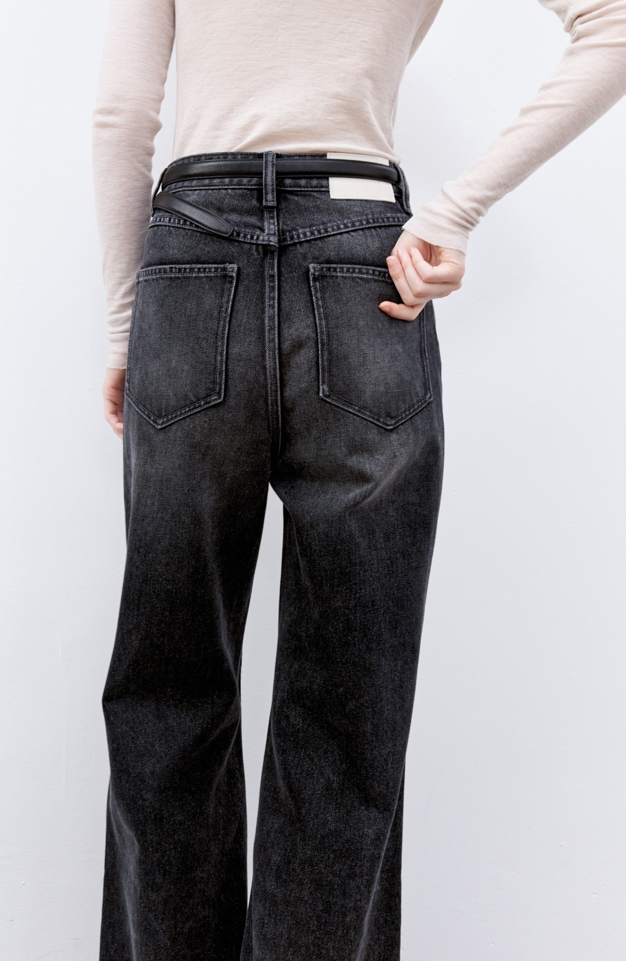 WASHED GRAY BLACK JEANS / ウォッシュドグレーブラックジーンズ