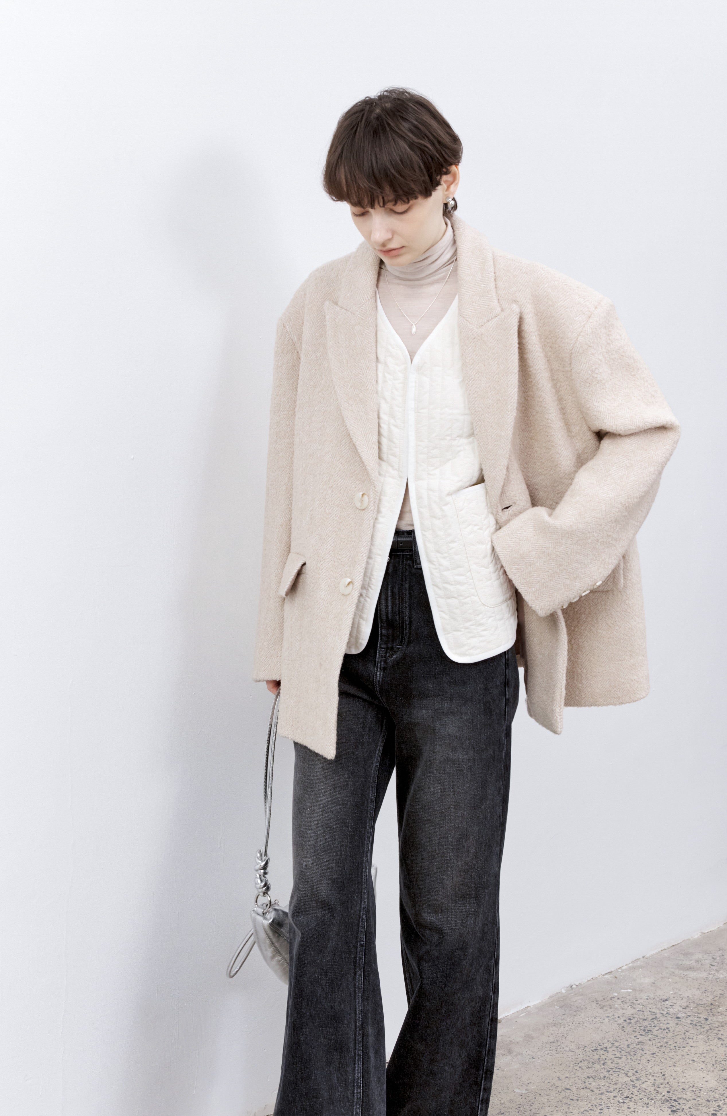 WASHED GRAY BLACK JEANS / ウォッシュドグレーブラックジーンズ