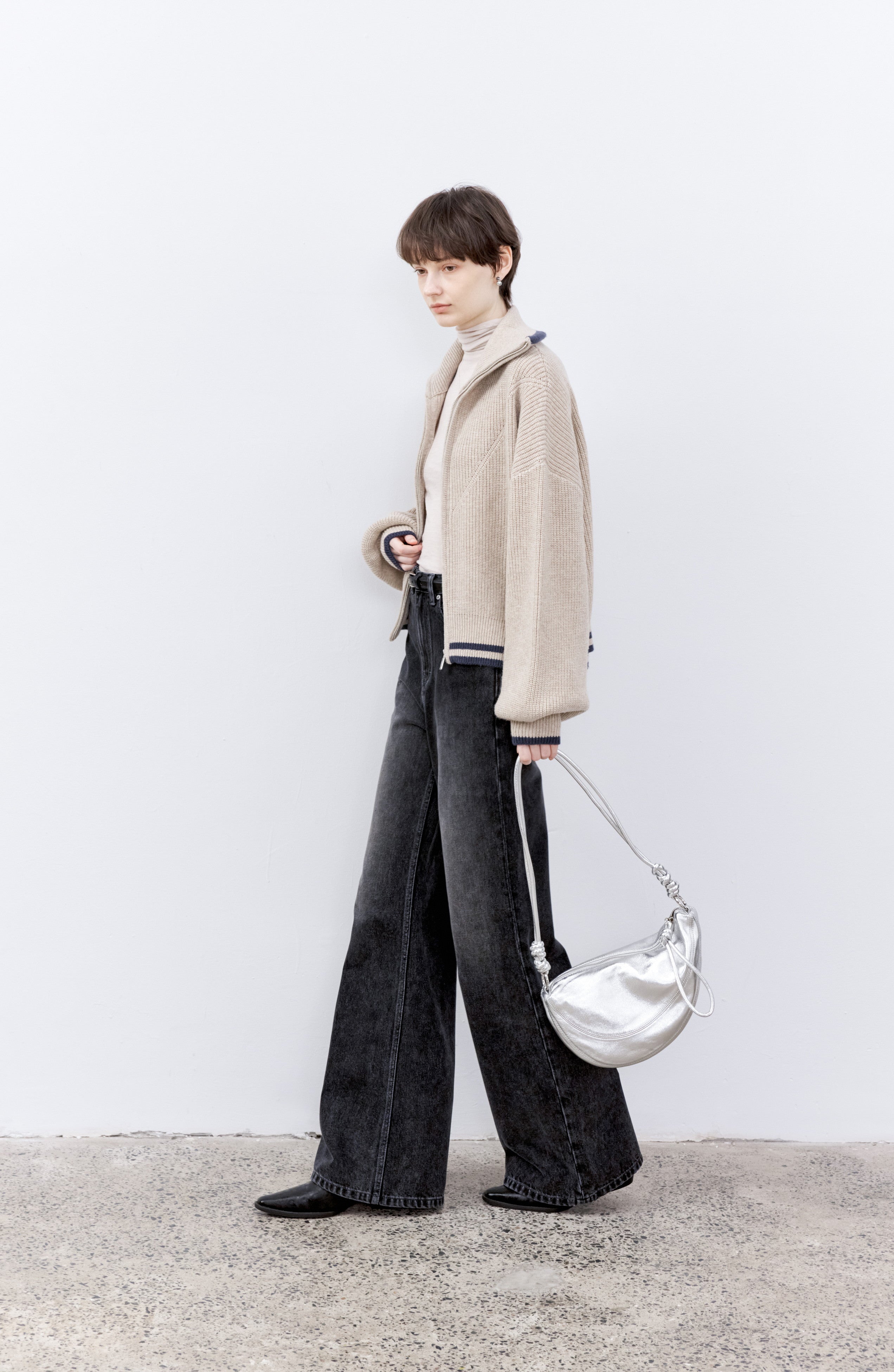 WASHED GRAY BLACK JEANS / ウォッシュドグレーブラックジーンズ