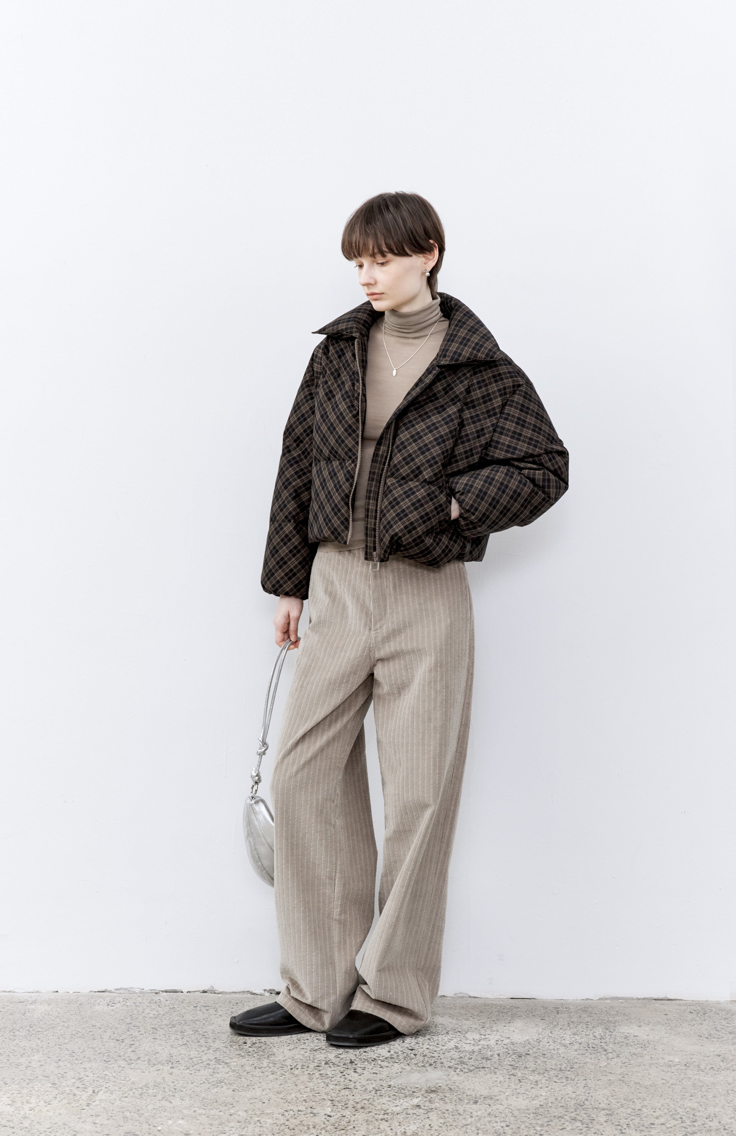 DARK PLAID LAPEL DOWN
