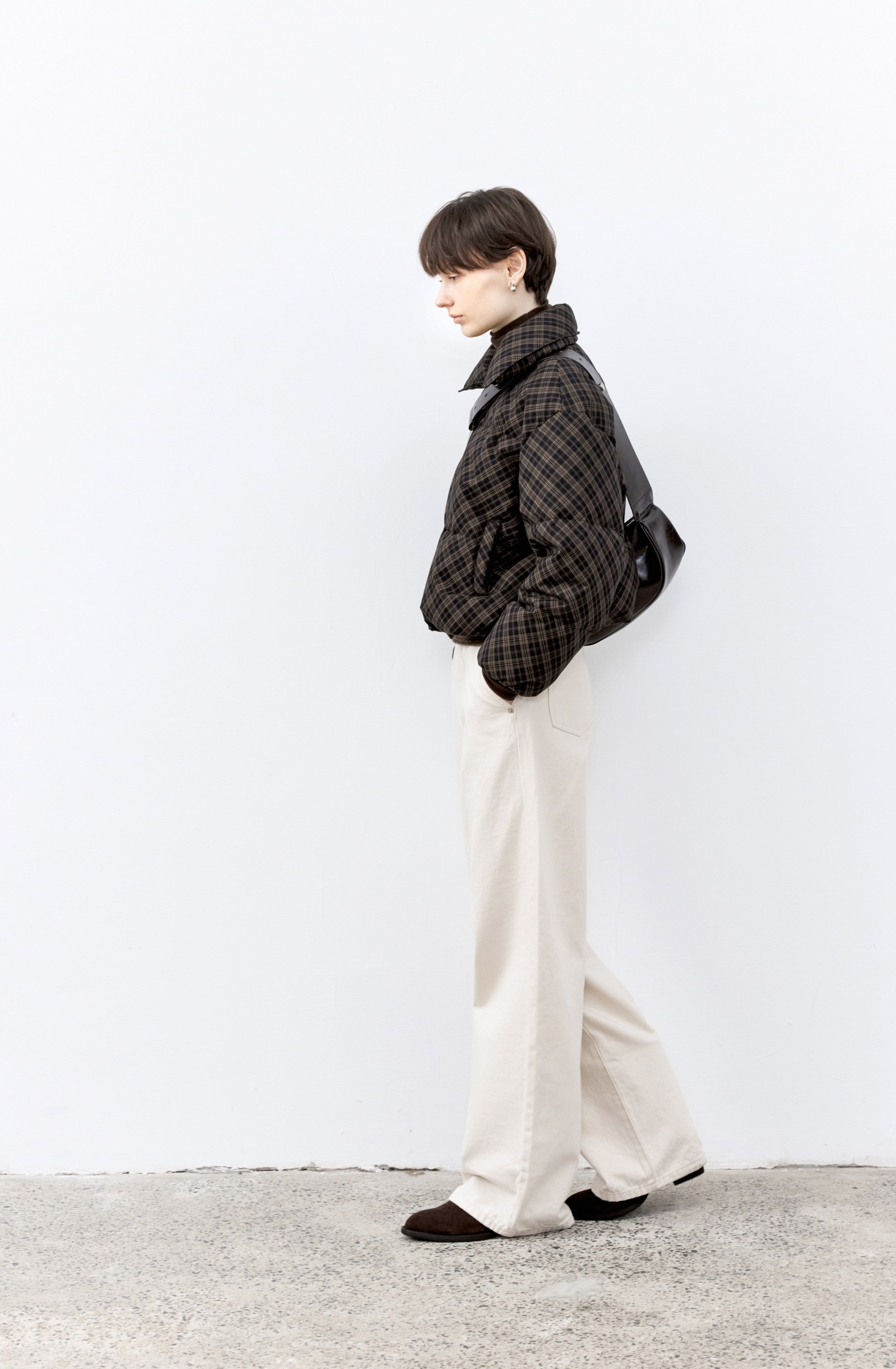 DARK PLAID LAPEL DOWN