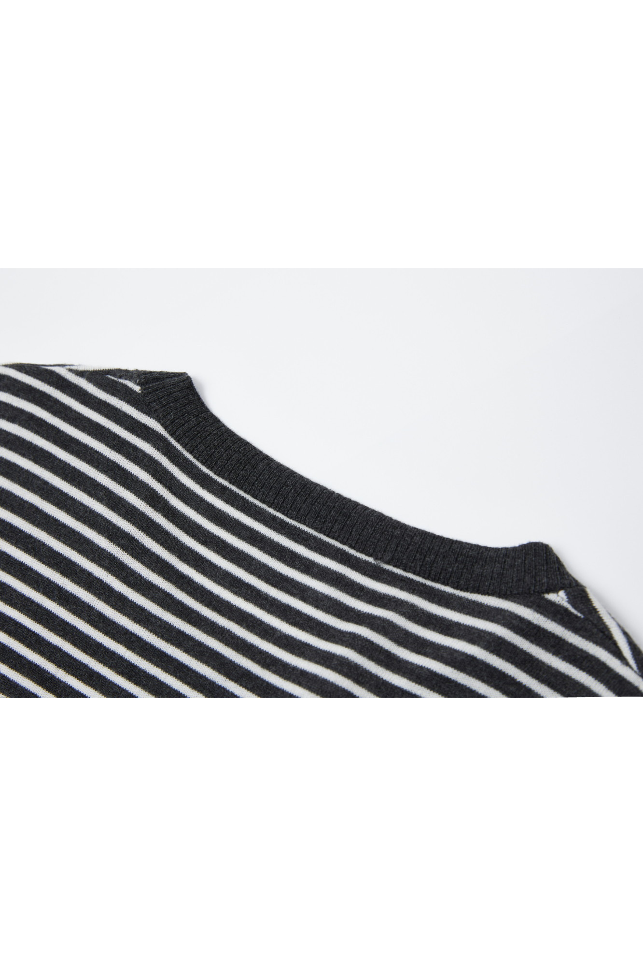 WAIST FIT STRIPE T-SHIRT