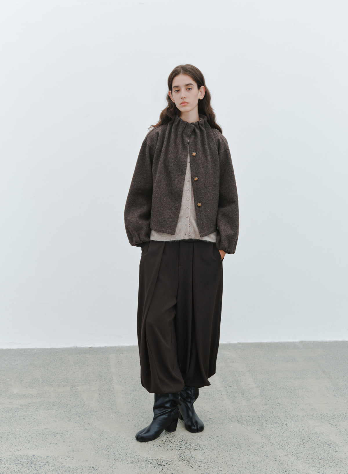 TUCK HEM DRAPE SLACKS