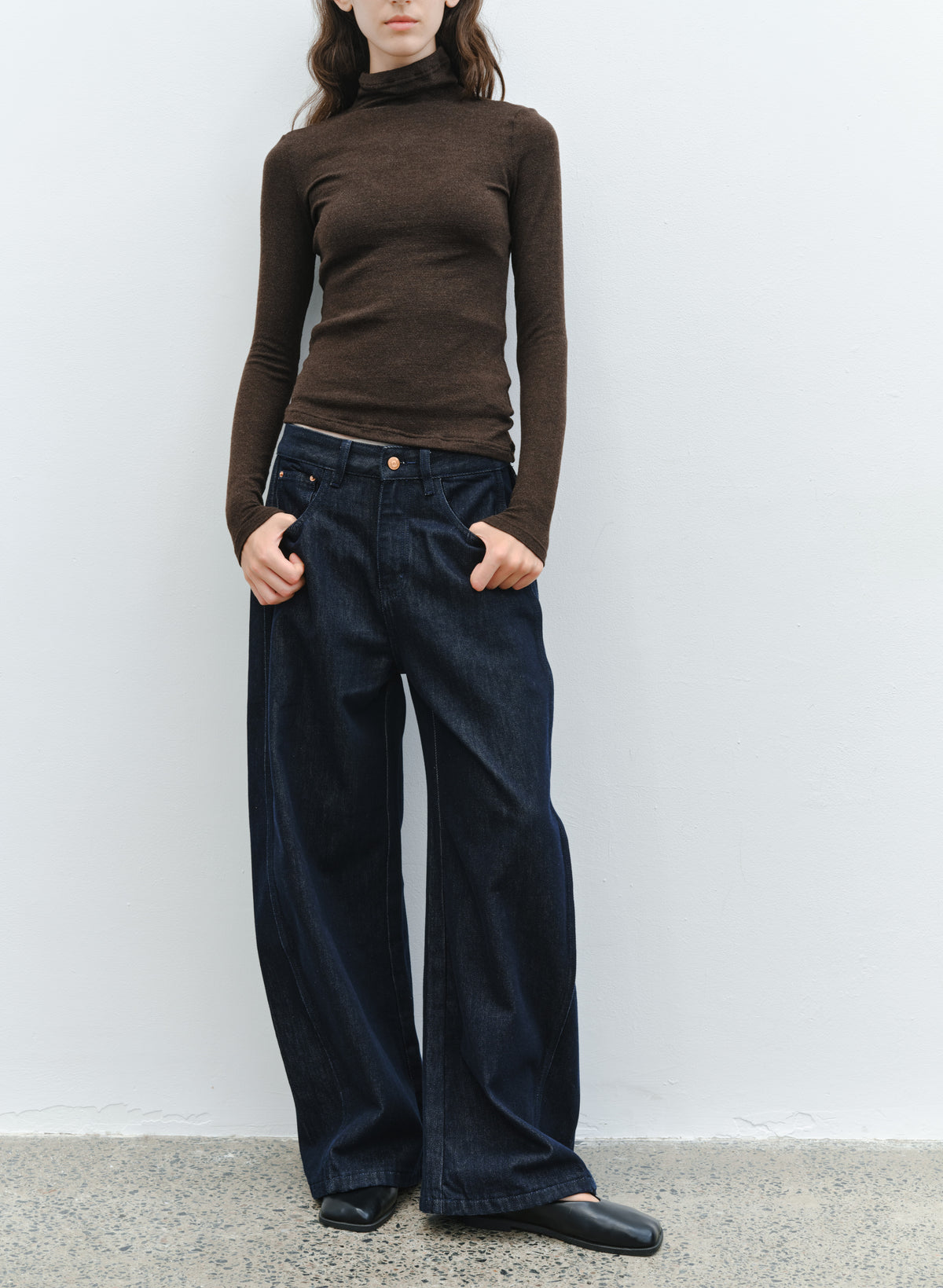 SIDE EDGE DEEP JEANS