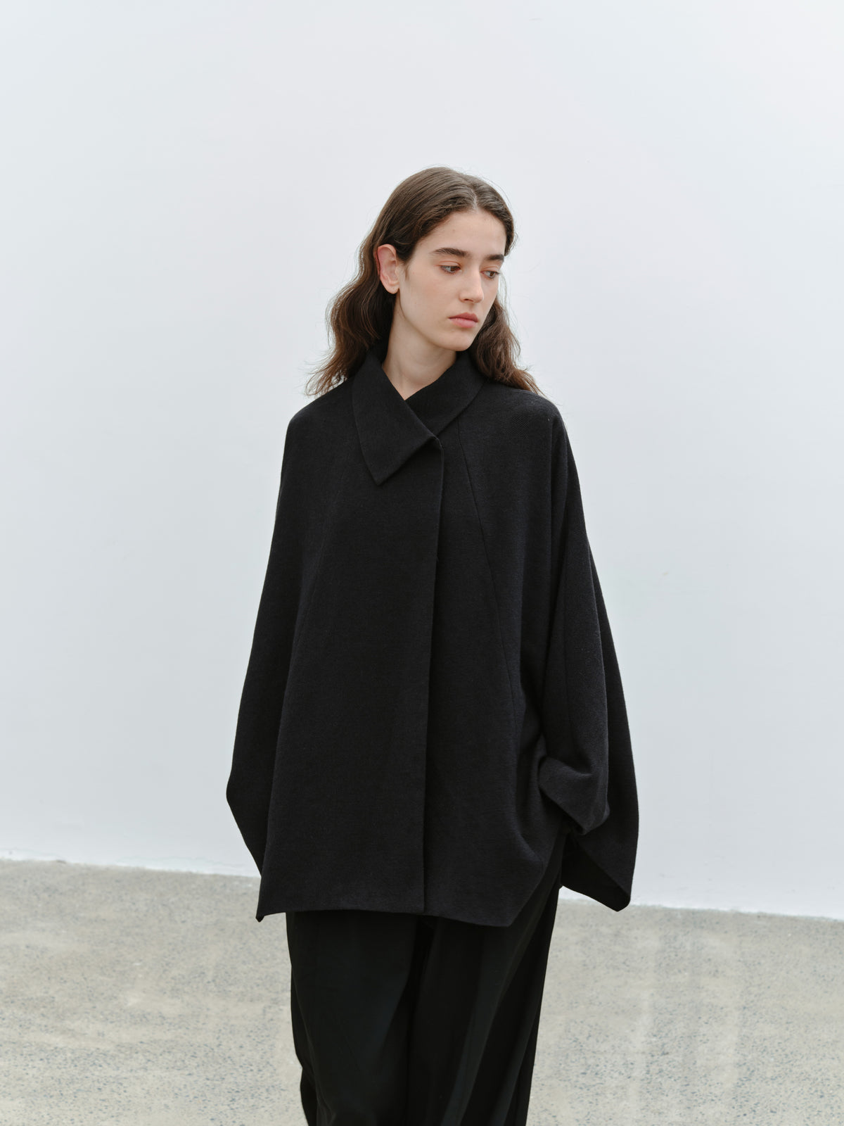 CLASSIC CAPE FLARE COAT