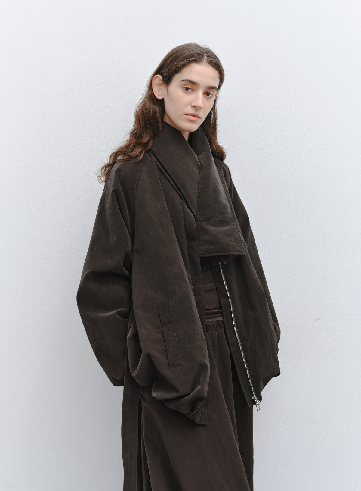 MATTE LEATHER SCARF DOWN