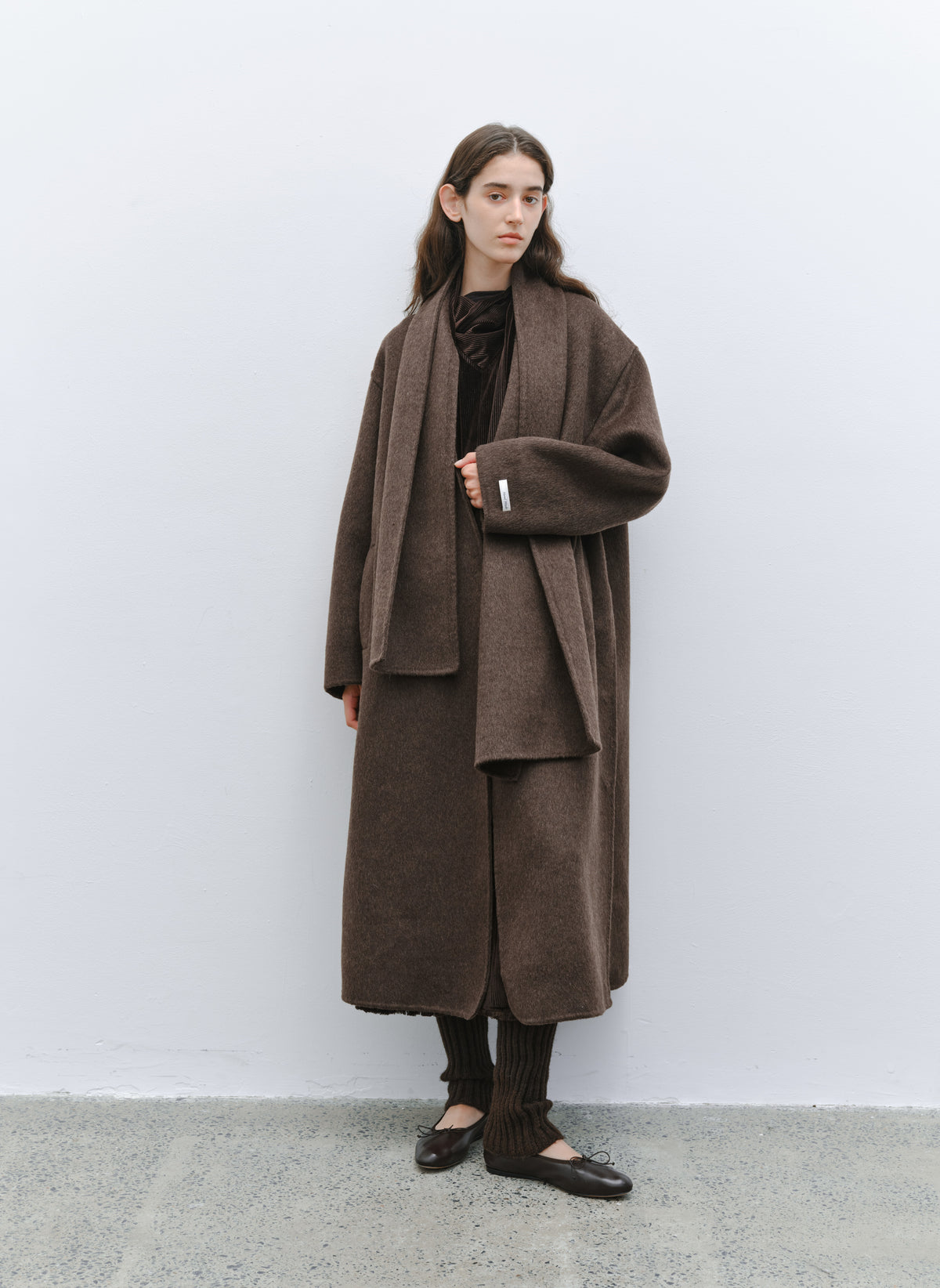 MULTI PATCH SCARF COAT