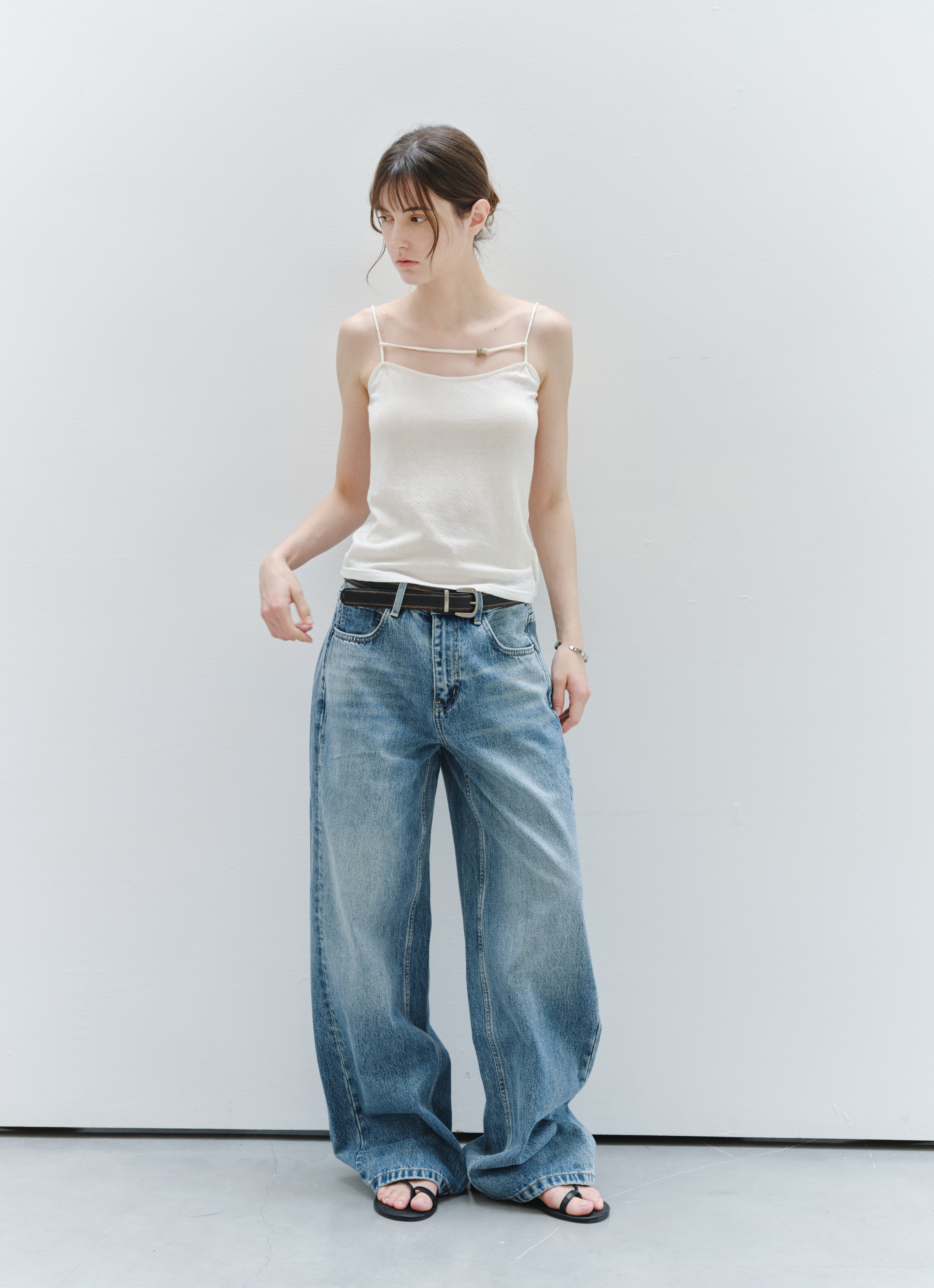WASHED BLUE BASIC JEANS