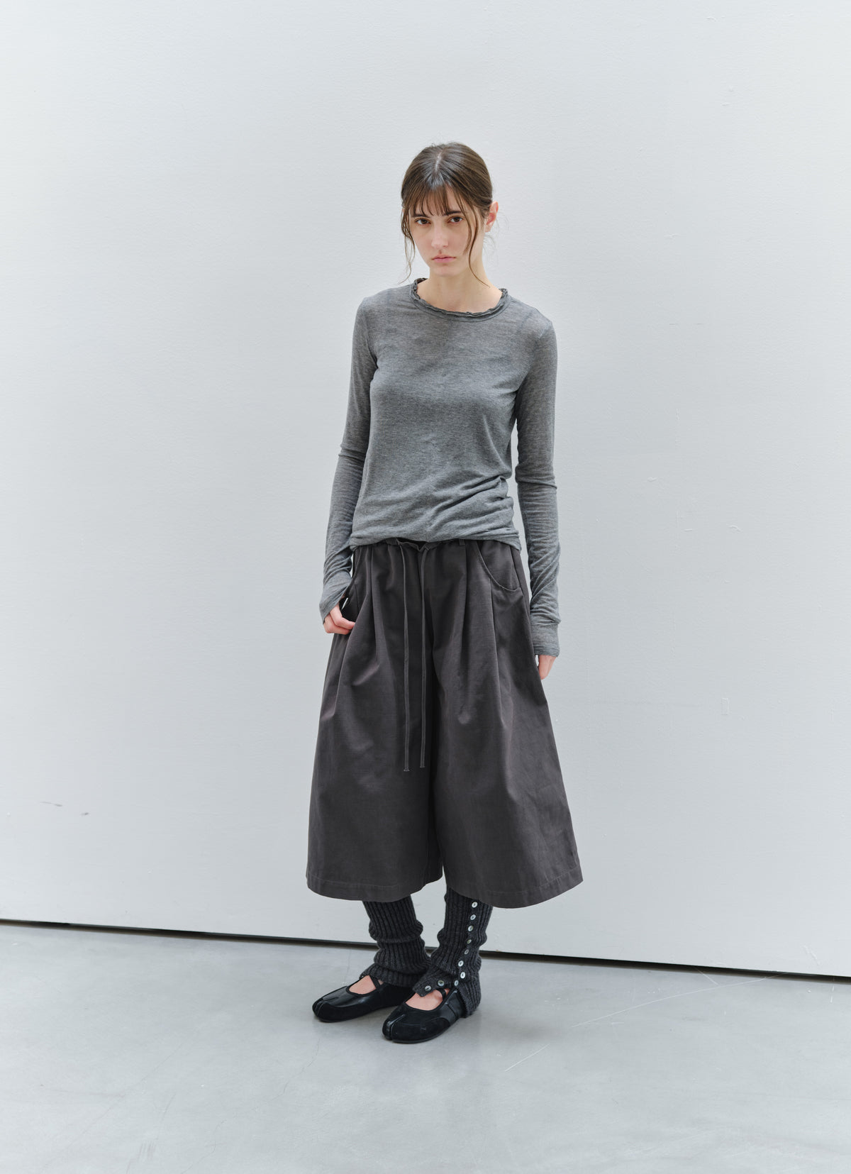 WIDE TACK HALF PANTS