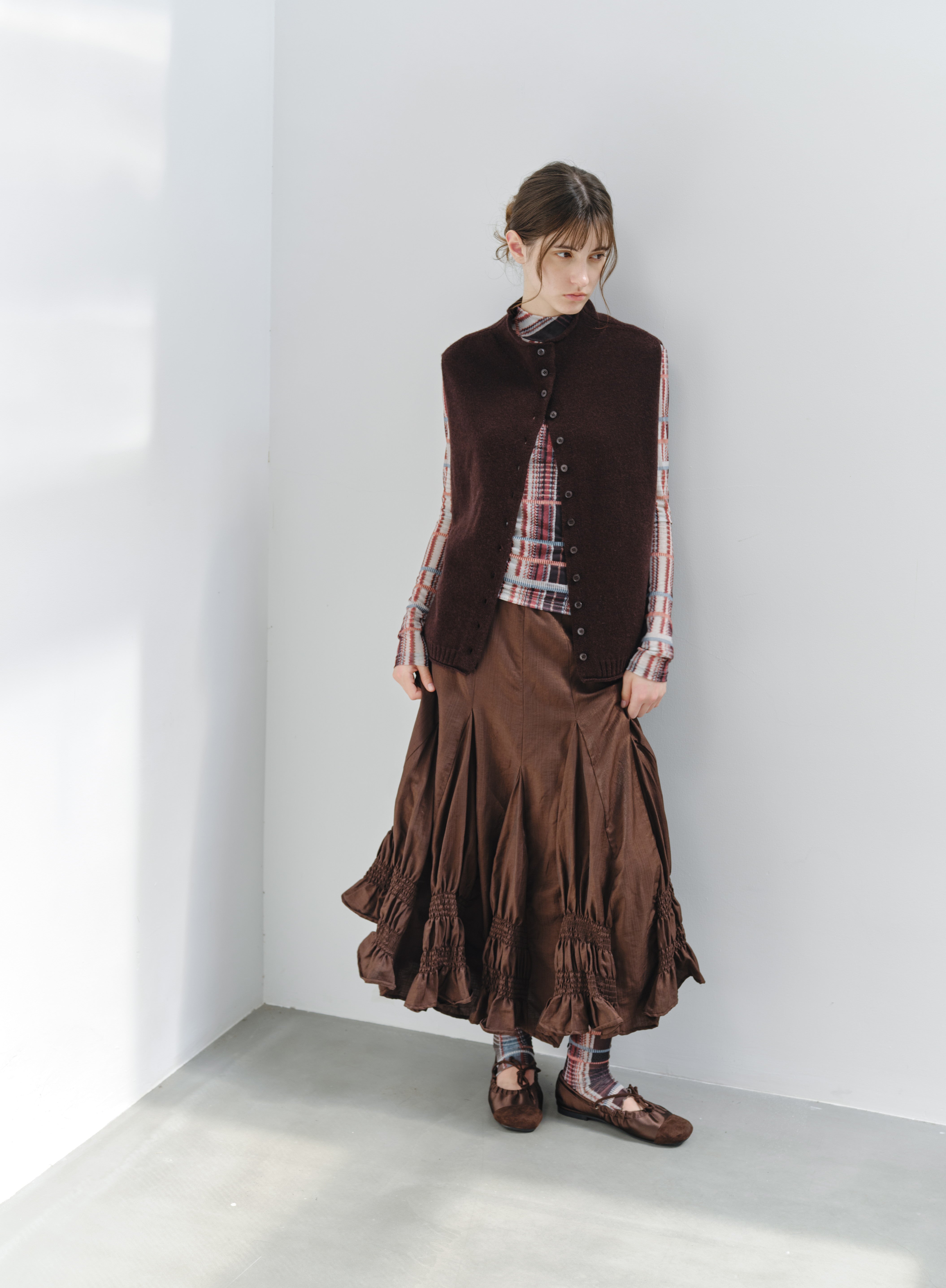 GATHER RUFFLE DESIGN SKIRT