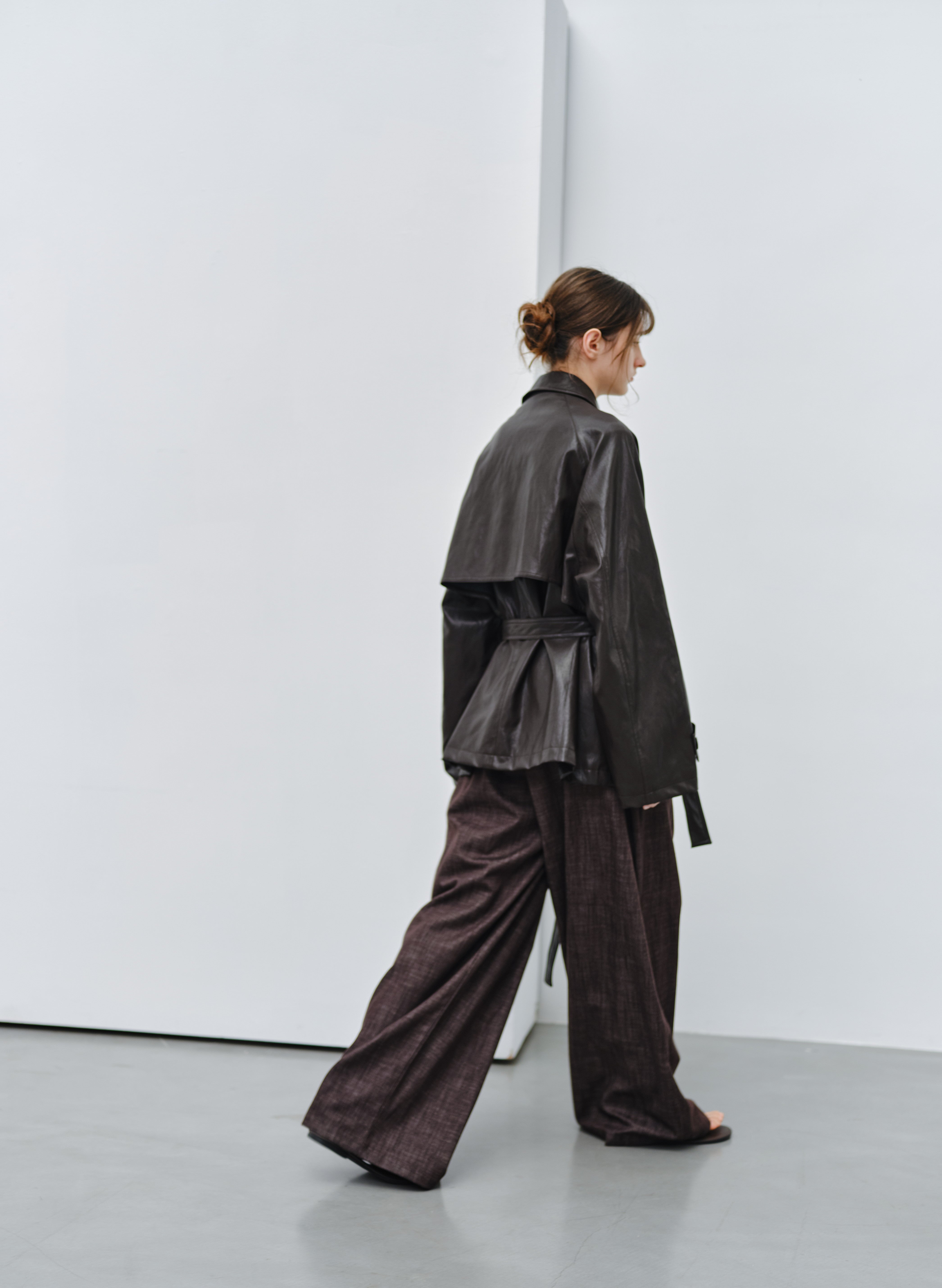 LEATHER TEXTURE CLASSIC TRENCH