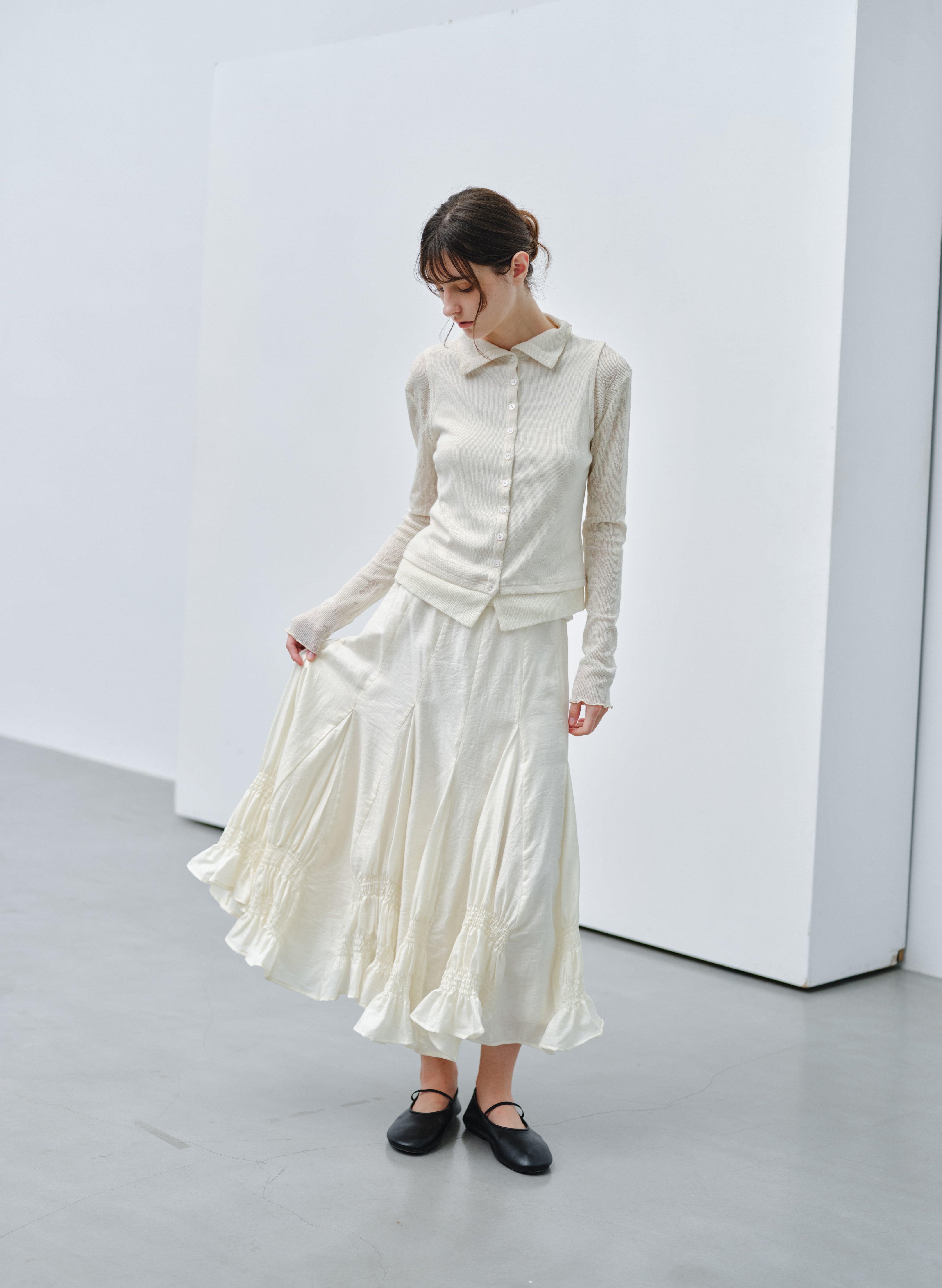 GATHER RUFFLE DESIGN SKIRT