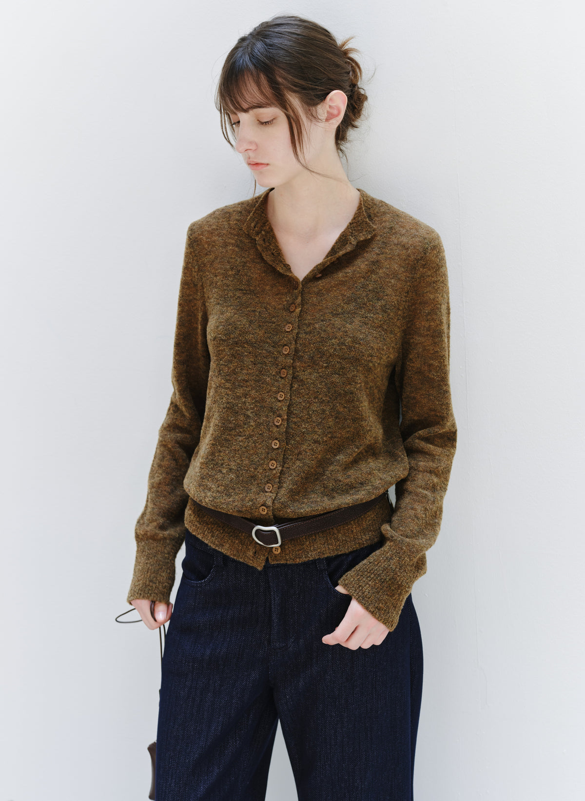 MULTI BUTTON COLOR SWEATER